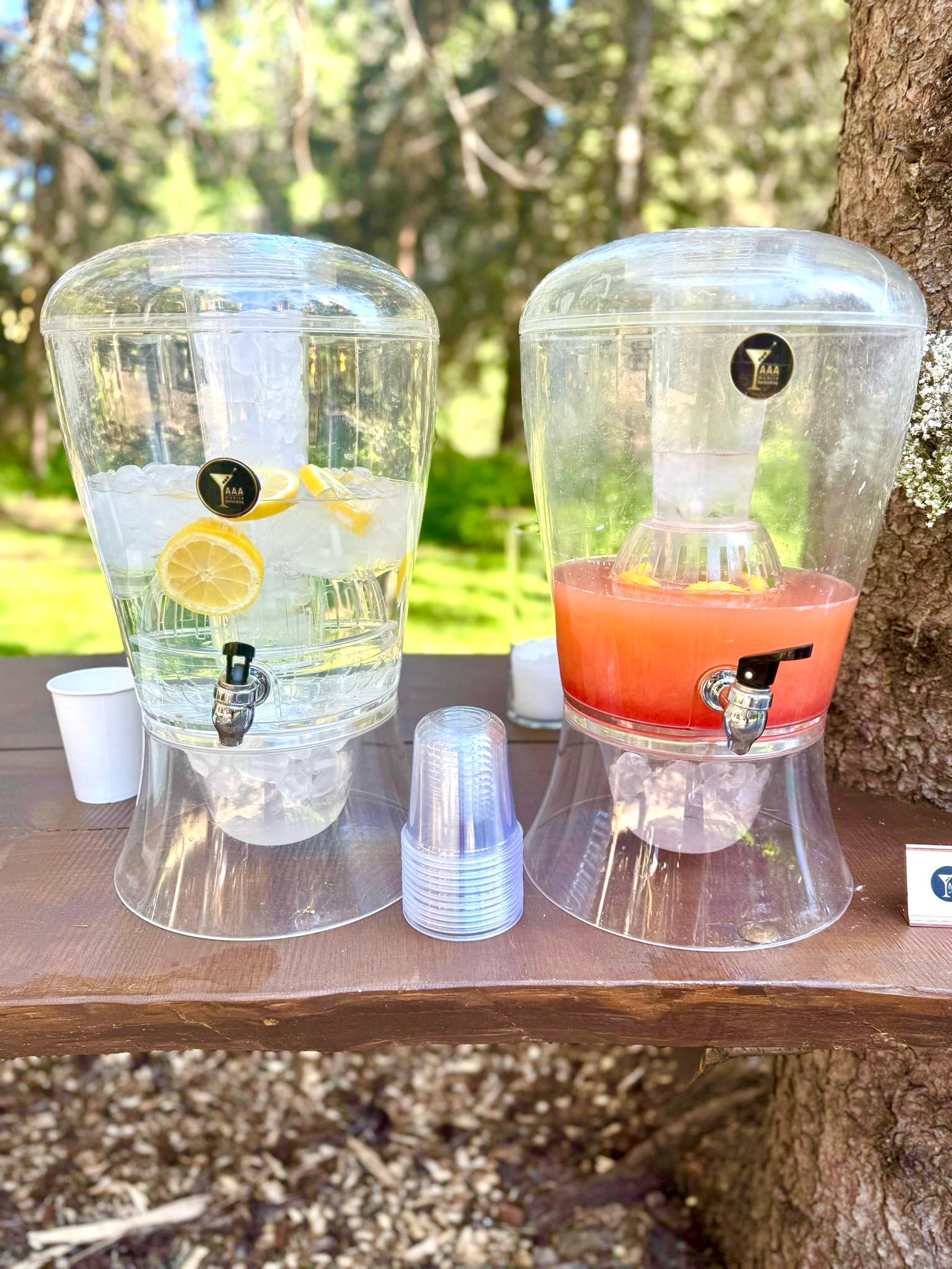 #aaamobilebartending #juicedispensers #weddingvendor #weddingbartenders