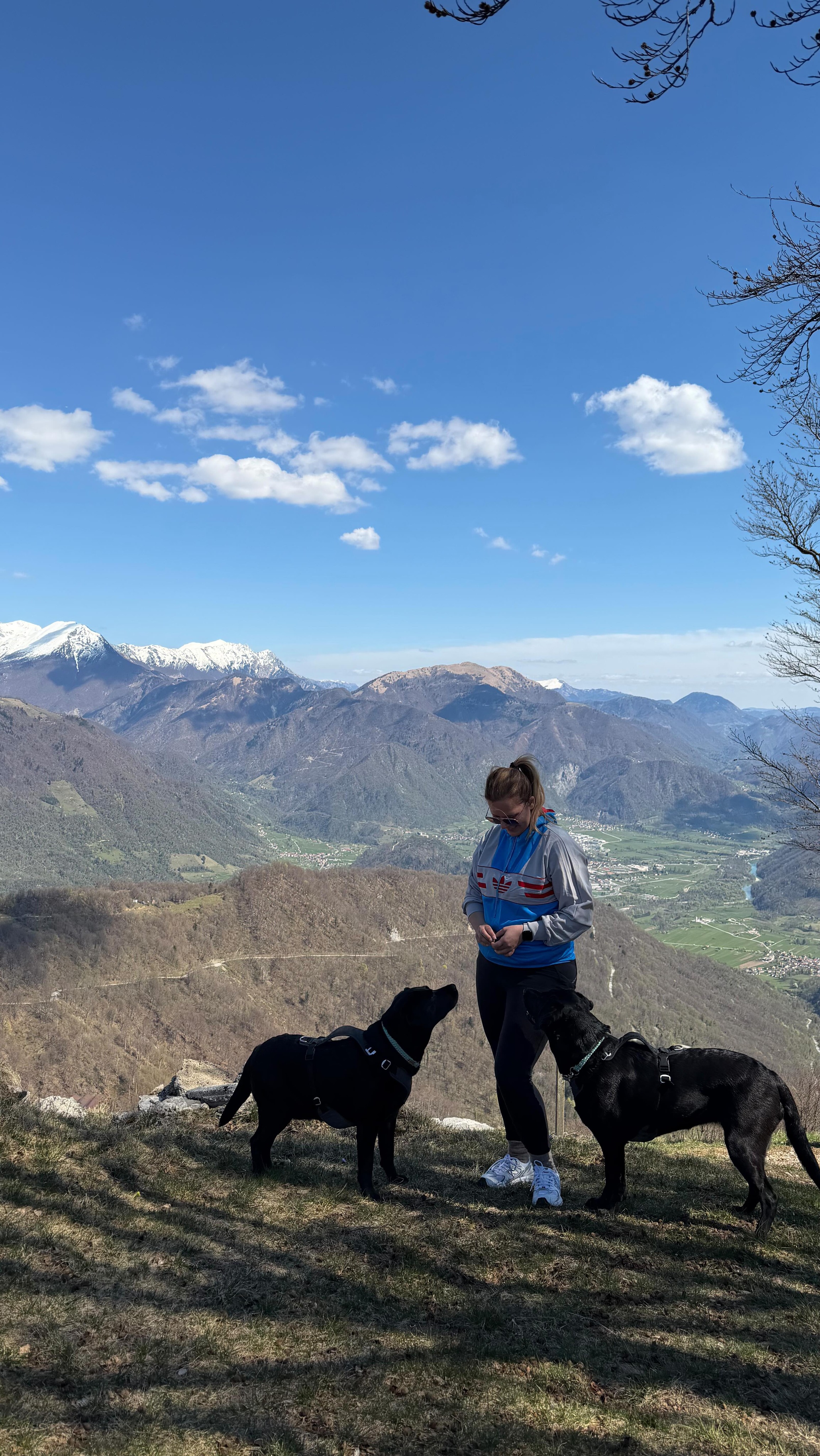 🇸🇮 Urlaub Tag 5 - auf dem Weg ins Soca Tal haben wir zufällig diese Aussicht gefunden - keine 10 Minuten von unserem Ferienhaus 💙