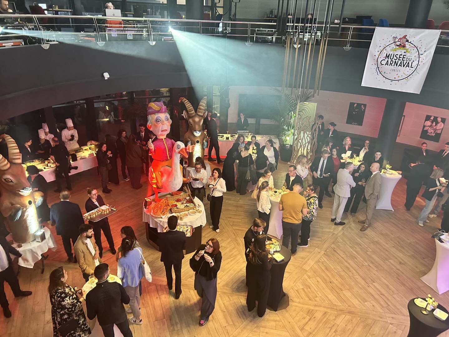 🎉 CS Traiteur, tpro, man, BTS, tous unis pour une très belle soiree de gala pour le concours Malongo ☕️
Avec les grosses têtes prêtées par le musée du Carnaval de Contes, dirigé par M Dalbera ancien élève du Lycée hôtelier Jeanne et Paul Augier de Nice.
@cafesmalongo @museeducarnaval @remy.lesage.77 @cs_traiteuraugier