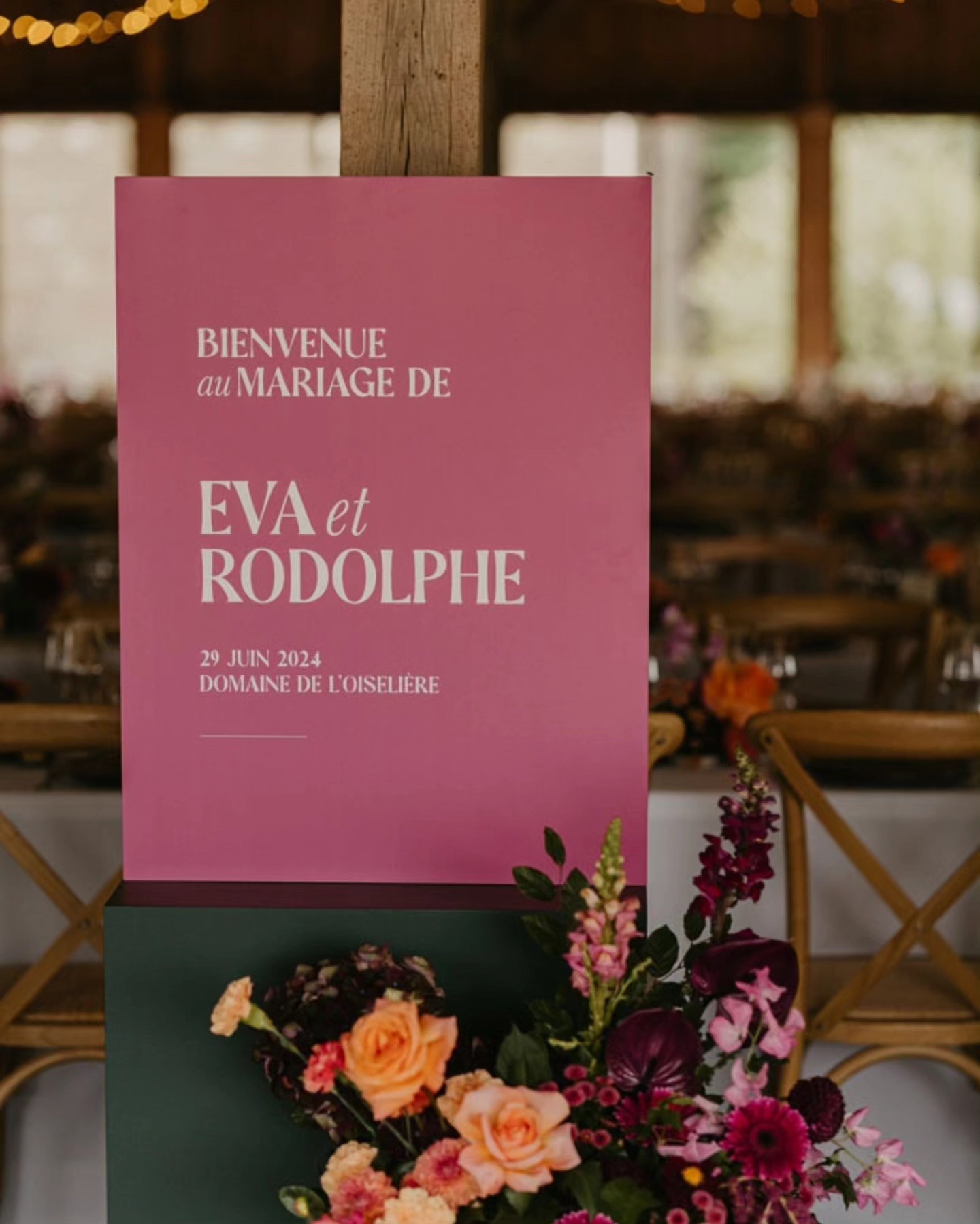 Eva et Rodolphe
.
.
@hhhhourra
@foliedouce_flower
@aloreedesfees
@ledomainedeloiseliere
.
.
#weddingstationnery #weddingdesign #papeteriemariage #panneaubienvenue #panneaupvc #decorationmariage #papeteriejourj #mariage2025 #mariage2026
