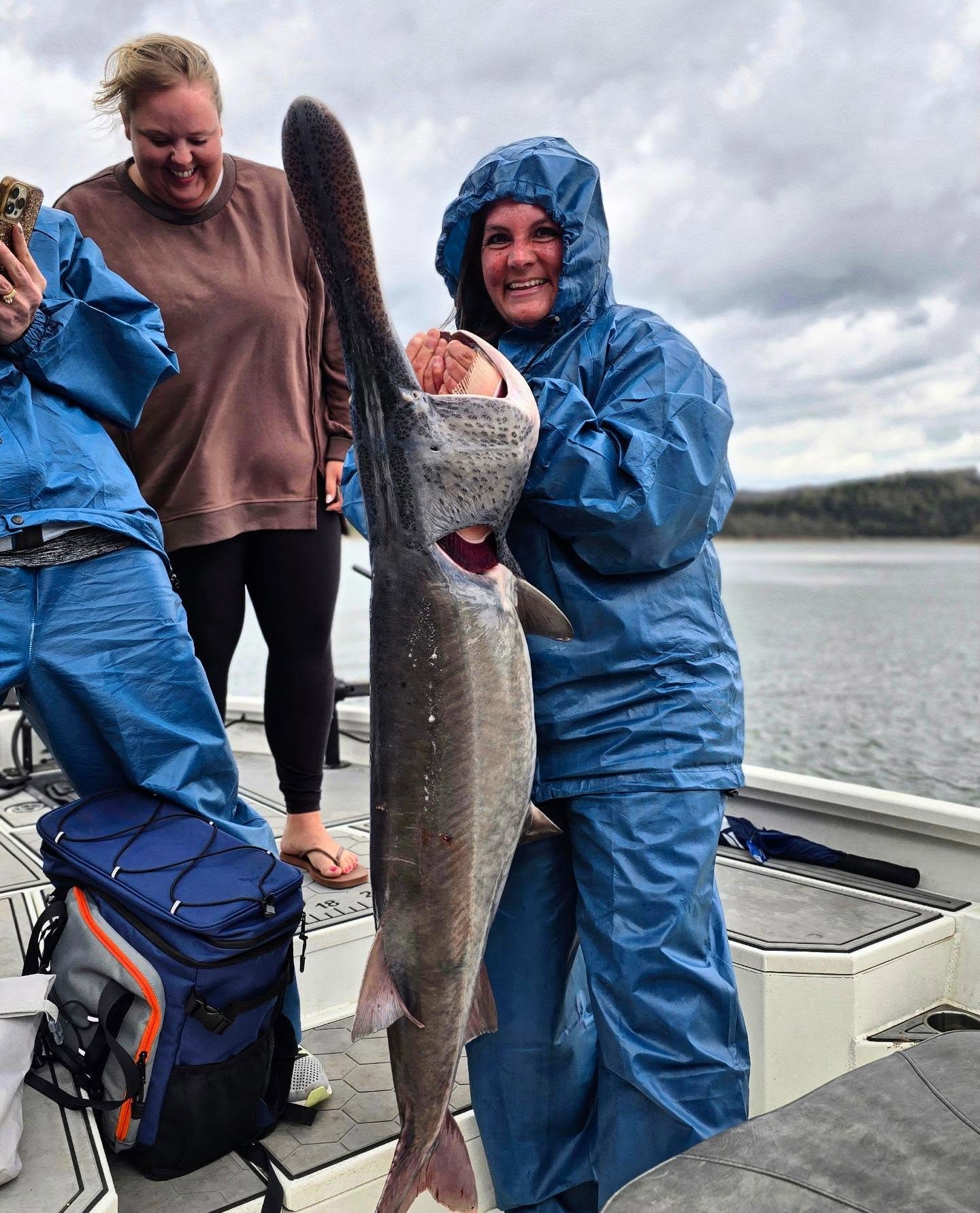 More Spoonies from the week. Just playing catchup. Couple days with some return clients.
#spoonbill #paddlefish
#FRENZELSGUIDESERVICE
#fishingbranson.com
@sqwincher_outdoors