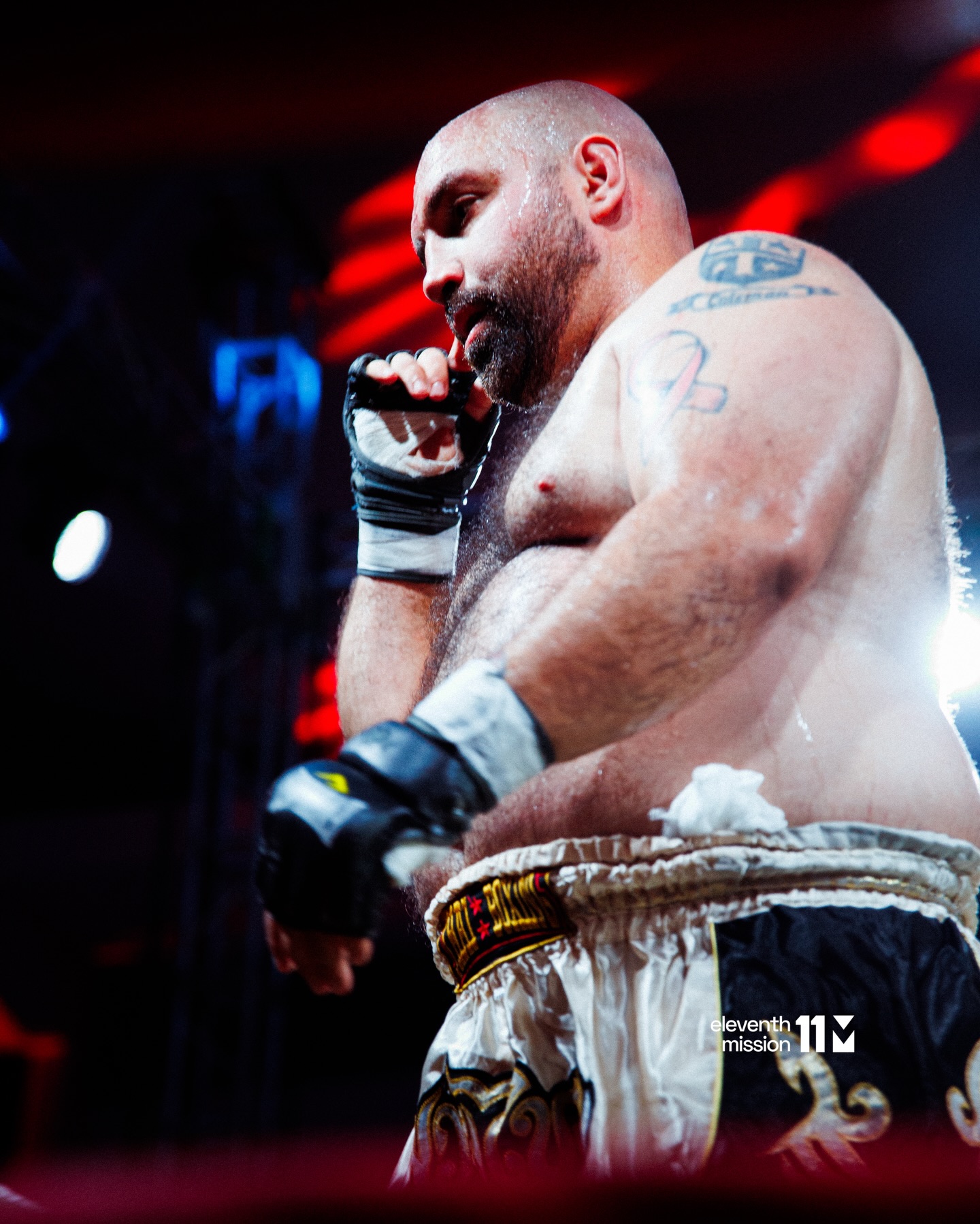 You’re looking at 20+ years of damage, discipline, and experience. 🇬🇧
A different kind of problem - a seasoned bareknukcle veteran.
#CageRage #Bareknuckle #Veteran #FightGame #CageRage006