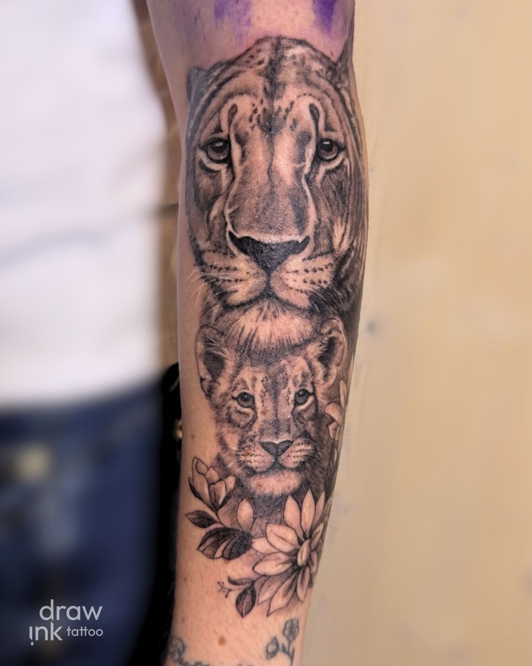 a mother’s love is forever 🦁💛
had so much fun creating this piece — wishing you endless joy with it 🥰