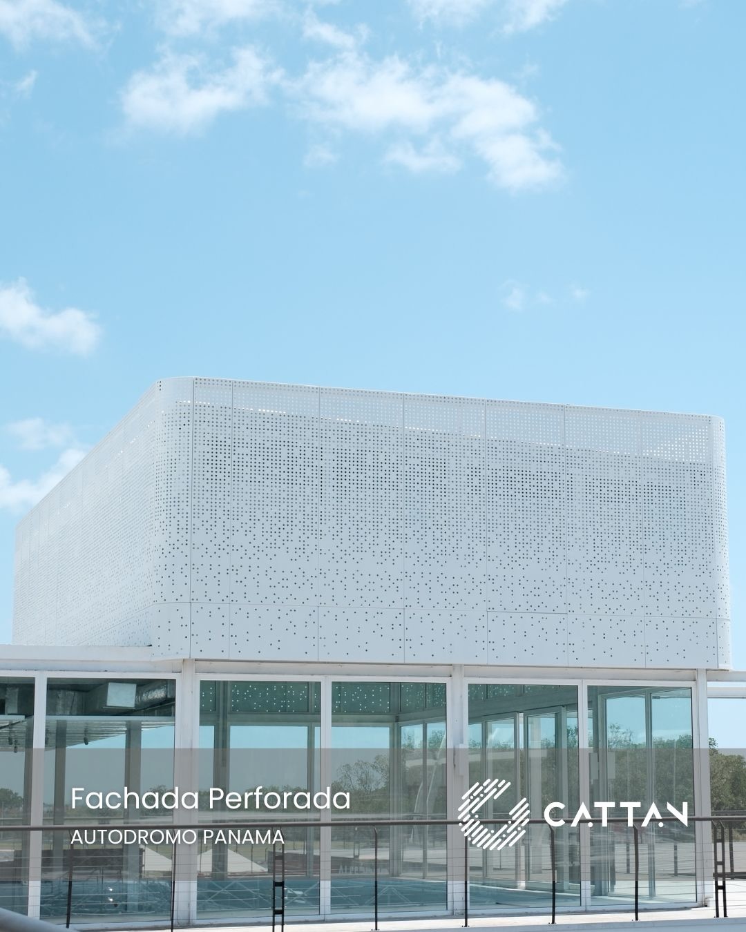 Proyecto comercial · Fachada perforada
Autódromo Panamá
Un sistema de fachada diseñado y fabricado con lámina microperforada para aportar identidad, control solar y carácter arquitectónico al espacio.
En Industrias Cattan desarrollamos fachadas completamente personalizadas gracias a nuestra tecnología de corte y perforación de alta precisión, que nos permite producir patrones, diseños y composiciones exactamente como cada proyecto lo requiere.
Diseño, fabricación e instalación con precisión milimétrica.
#cattanpanama #industriascattan #fachadaperforada #fachada #fachadacomercial
