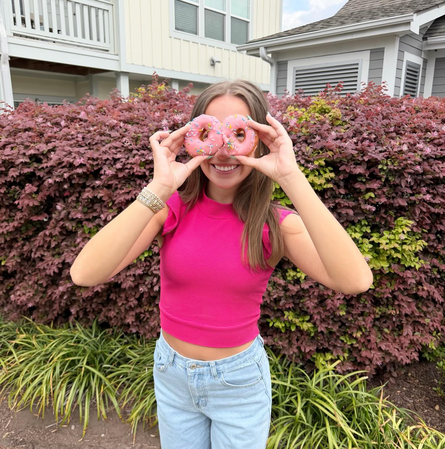 No tricks, we promise. 🍩 Okay, we know what day it is, but these treats are legit. Stop by the clubhouse for a donut while supplies last!
#AprilFools #CollegeTownCommunities #LiveWithin