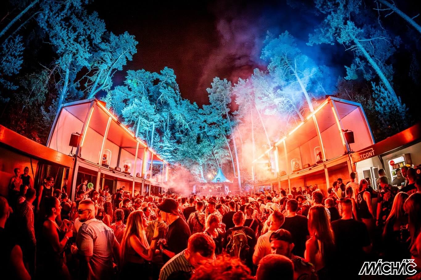 Takhle naplnili @hardstylecz Cargo stage na Festivalu Mácháč 2025🔥.
12 hodin čistýho #hardstyle pod širým nebem.
Letos pokračujeme 💪.