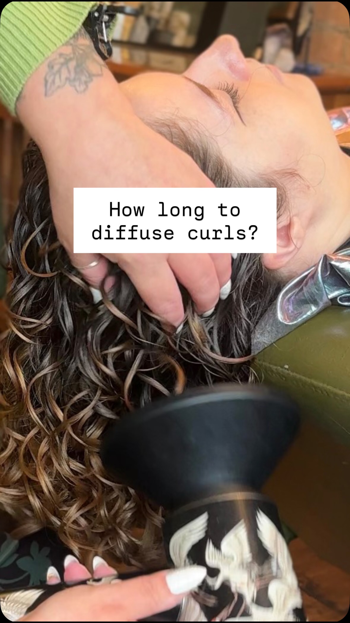 How long does it take to diffuse yours?..
On this video my client has medium/high density curls that are well balanced in porosity.
It took 17 mins.
My massive tip for diffusing is to pop in your AirPods and watch something your other half hates, you’ll soon be turning a boring task into self-care!
Drop your diffuse times in the comments!…
#dryingcurlyhair #diffusers
