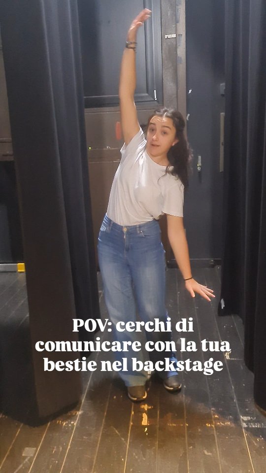 Probabilmente Maria e Marta vi stanno dicendo di correre a prendere i biglietti per Open Bar al @teatropime... o forse si stanno scambiando idee sulla cena, chissà
Nel dubbio, il link per acquistare il vostro biglietto è in bio, voi correte comunque
#teatro #musical #spettacolo #attori #musicaltheatre