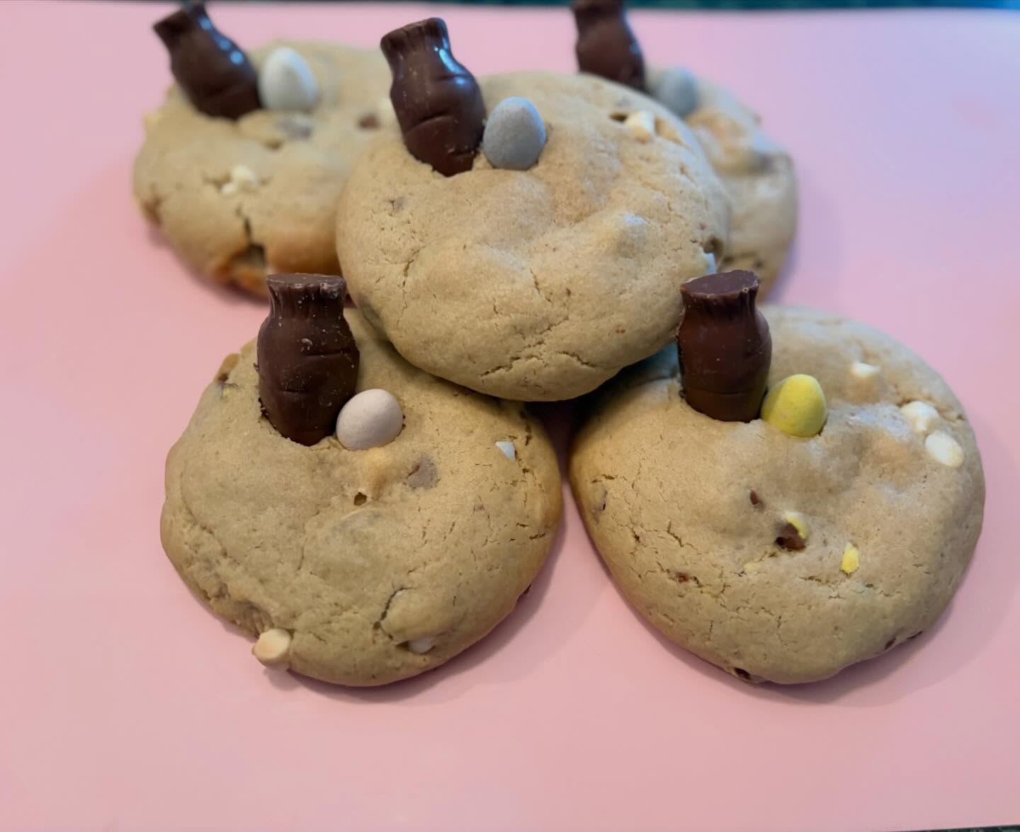 It’s almost Easter!🐣 Use code COOKIES4LIFE before Saturday to get 15% off!