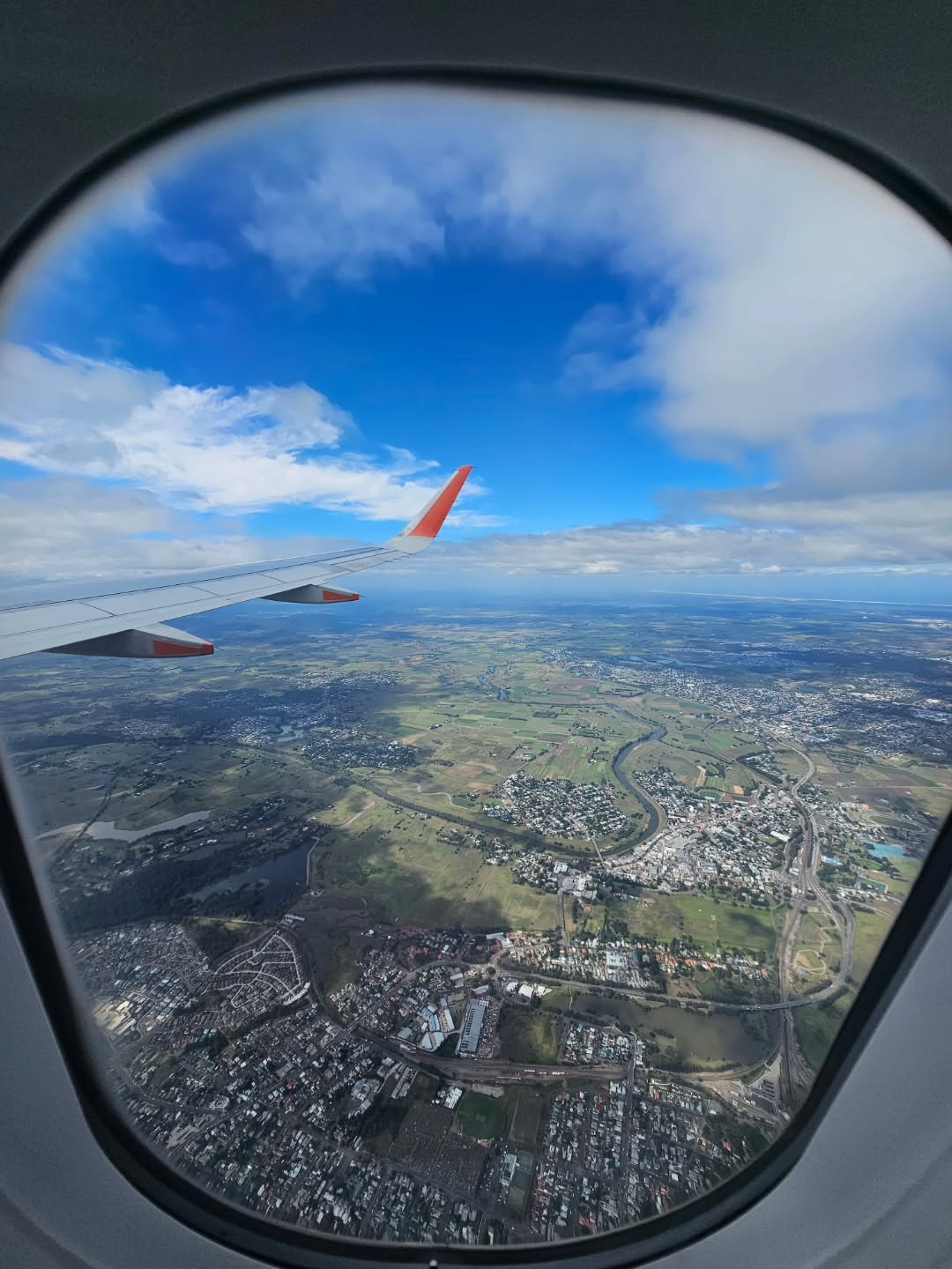 Huge day of travel today... I do love to observe the ever changing world outside the airplane Window... One day I will create a series from them. This is flying into Newcastle, my old hometown ❤️
#photooftheday #travelphotos #travelinspiration #creativeinspiration