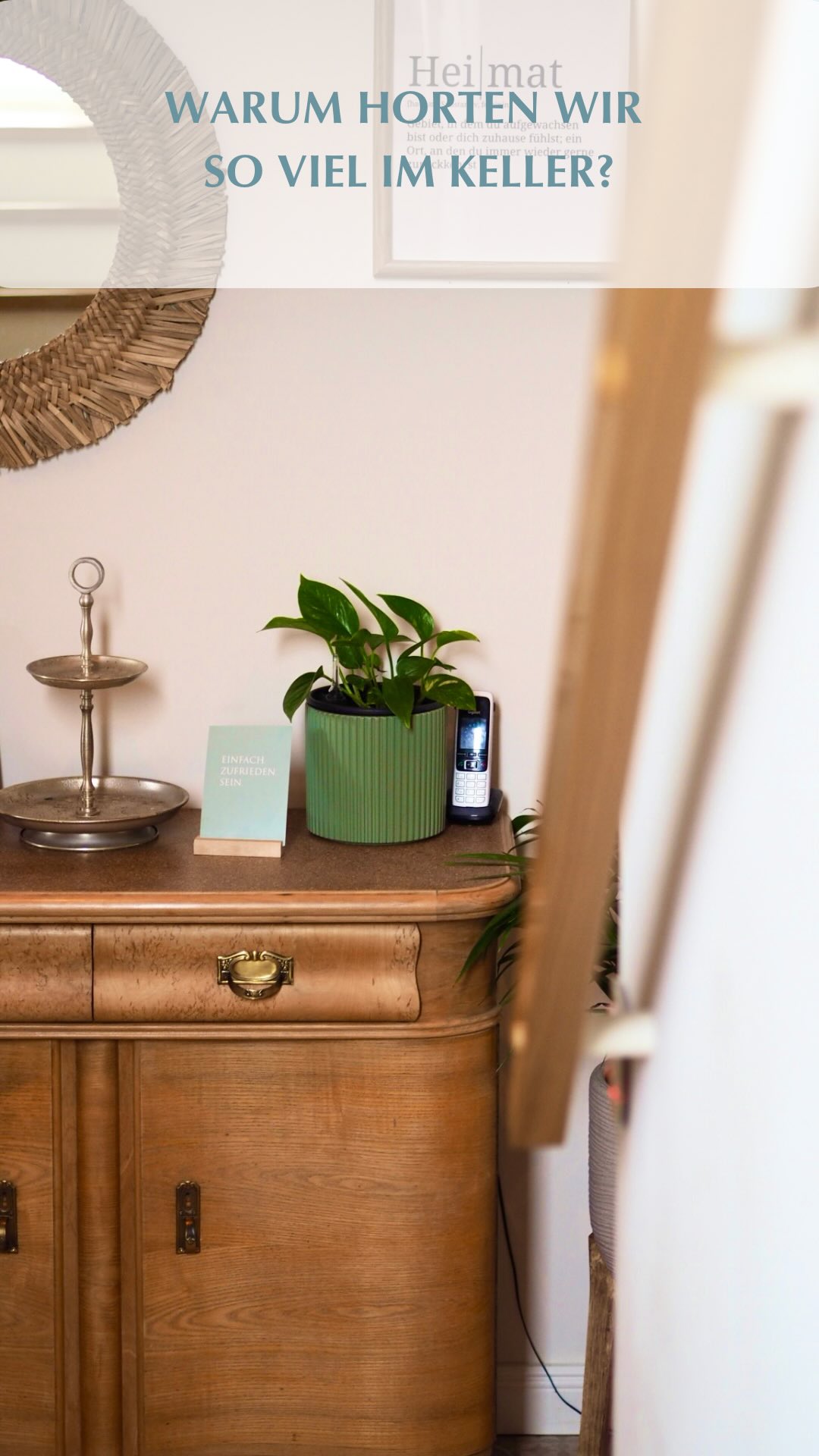 Warum fällt es uns so schwer, Dinge im Keller loszulassen?
Weil wir glauben: „Ich könnte es irgendwann noch brauchen.“
Das Problem:
Du weißt oft gar nicht mehr, was du besitzt.
Was dir hilft:
• klare Kategorien statt Chaos
• feste Plätze für deine Dinge
• bewusste Entscheidungen beim Ausmisten
Diese Fragen bringen dich weiter:
• Habe ich es in den letzten 12–24 Monaten genutzt?
• Würde ich es heute nochmal kaufen?
• Hat es einen festen Platz?
Und ganz wichtig:
• verkaufen
• spenden
• verschenken
• entsorgen
Ordnung entsteht durch klare Entscheidungen.
Wenn du deinen Keller endlich angehen willst, aber nicht weißt wie, dann melde dich direkt bei mir.