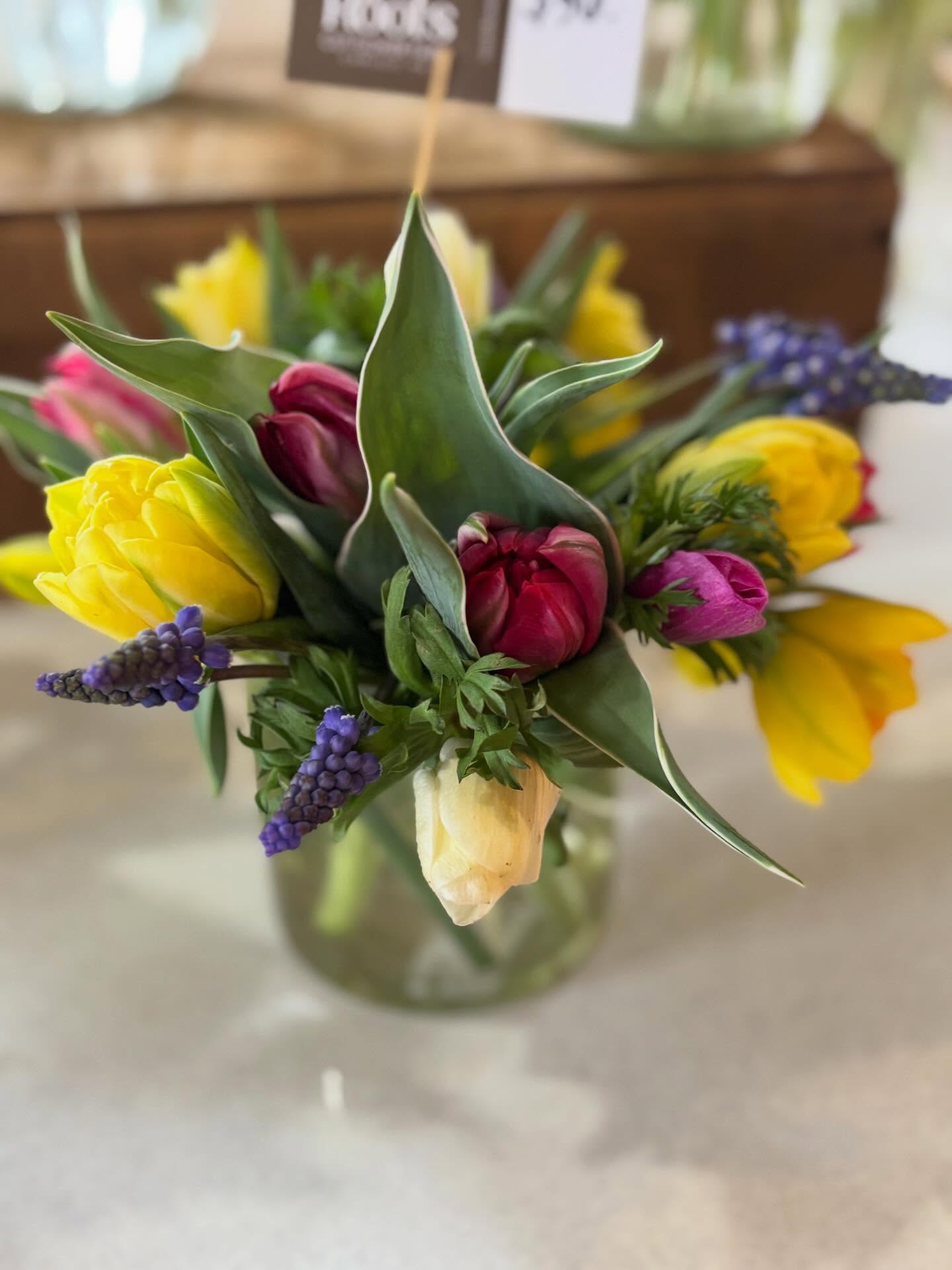 The barn is Real Cute right now. Lost and lots of tulip bunches, dear arrangements and spring twig wreaths. We hope you can come by:
Welcome Sprong PopUp TODAY, Friday April 3, 9-2. Here at the farm, 2428 Walnut Bottom Road, Carlisle.
Second shift tomorrow @talking_breads 9-1.
