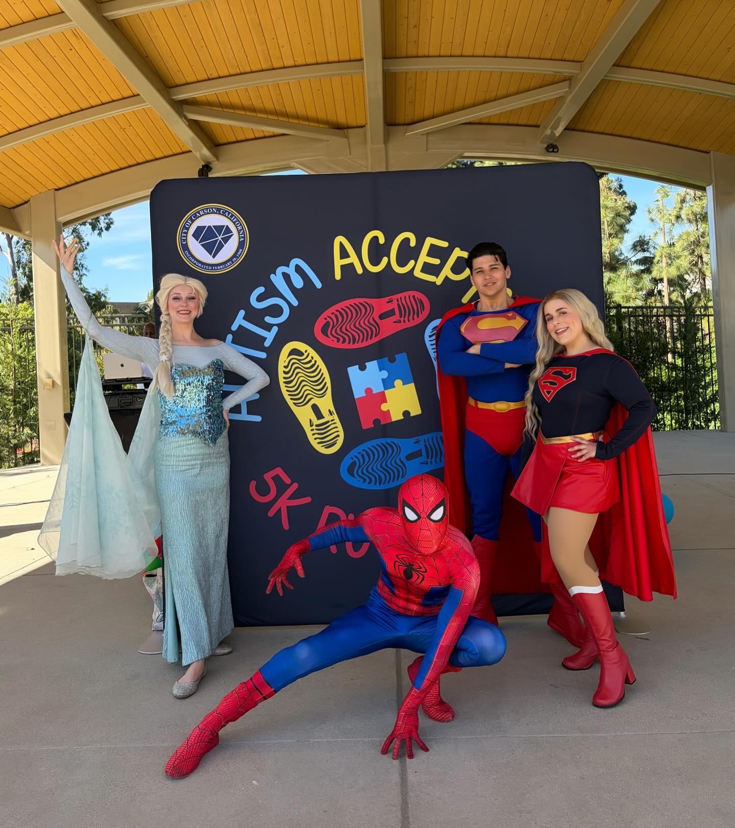 Thank you @cityofcarsonca for having us join in for your annual Autism Acceptance 5k!❤️
.
.
.
…
Performers: Mira, Cyrus, Matt, & Rylee
…
#cityofcarson #autismacceptance #southbay #autismawareness #kidsentertainment