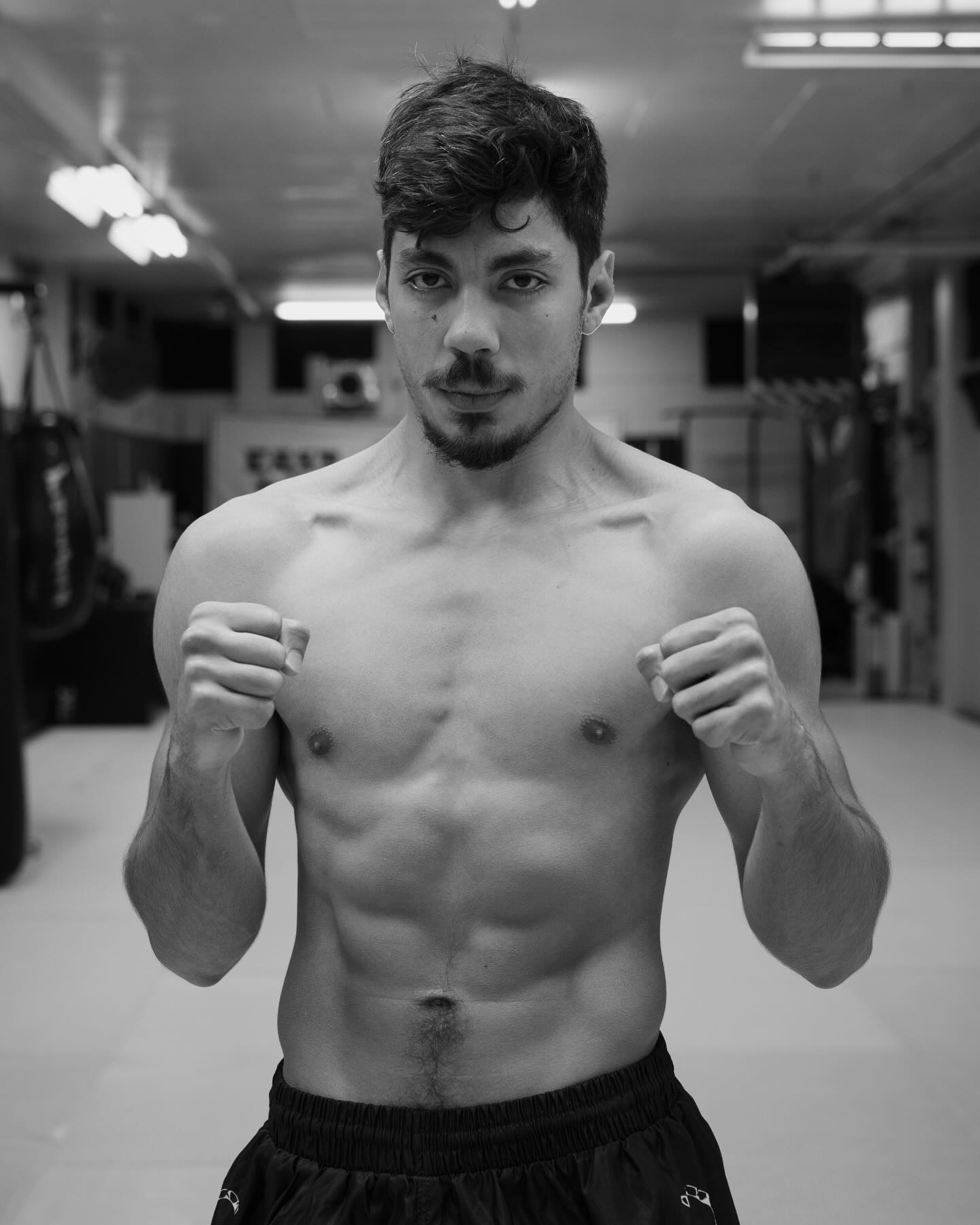 Next up! Francisco’s fighting tomorrow in Squamish on @squamishfn. Tickets are still available online, and we’ll also be streaming the fights at EVMT. Come through and support the team!
📸 @pye_________