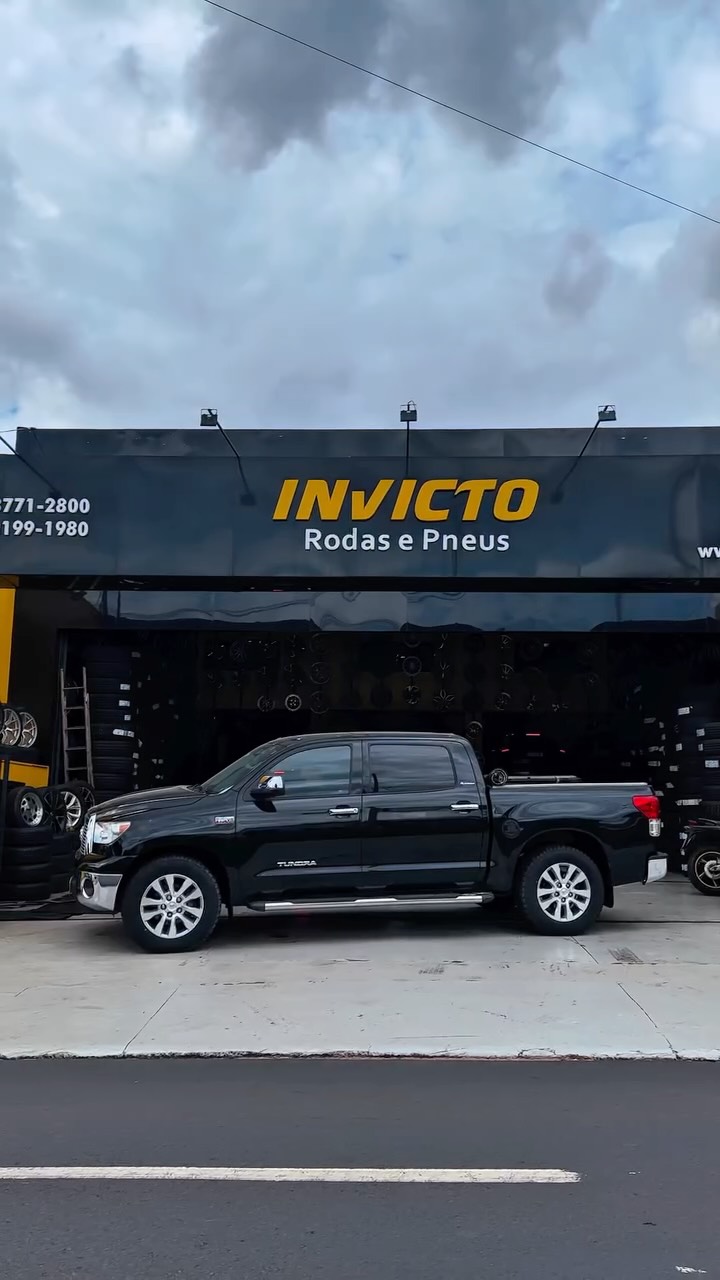TOYOTA TUNDRA 5.7L V8
🛞 Pneu Yokohama Geolandar A/T4
• Medida: 275/65 R20 LT
• Índice: 126/123S
• Etiqueta: F/B (77 dB)
➡️ Alta resistência, tração superior e desempenho confiável em qualquer terreno.
🔧 Serviços Realizados
• Alinhamento
• Balanceamento
📍 Invicto Rodas e Pneu
📞 (16) 3771-2800
#InvictoRodasEPneu #ToyotaTundra #TundraV8 #Yokohama #GeolandarAT4 AllTerrain Pickup TruckLife 4x4 OffRoad Pneus Alinhamento Balanceamento Performance Durabilidad