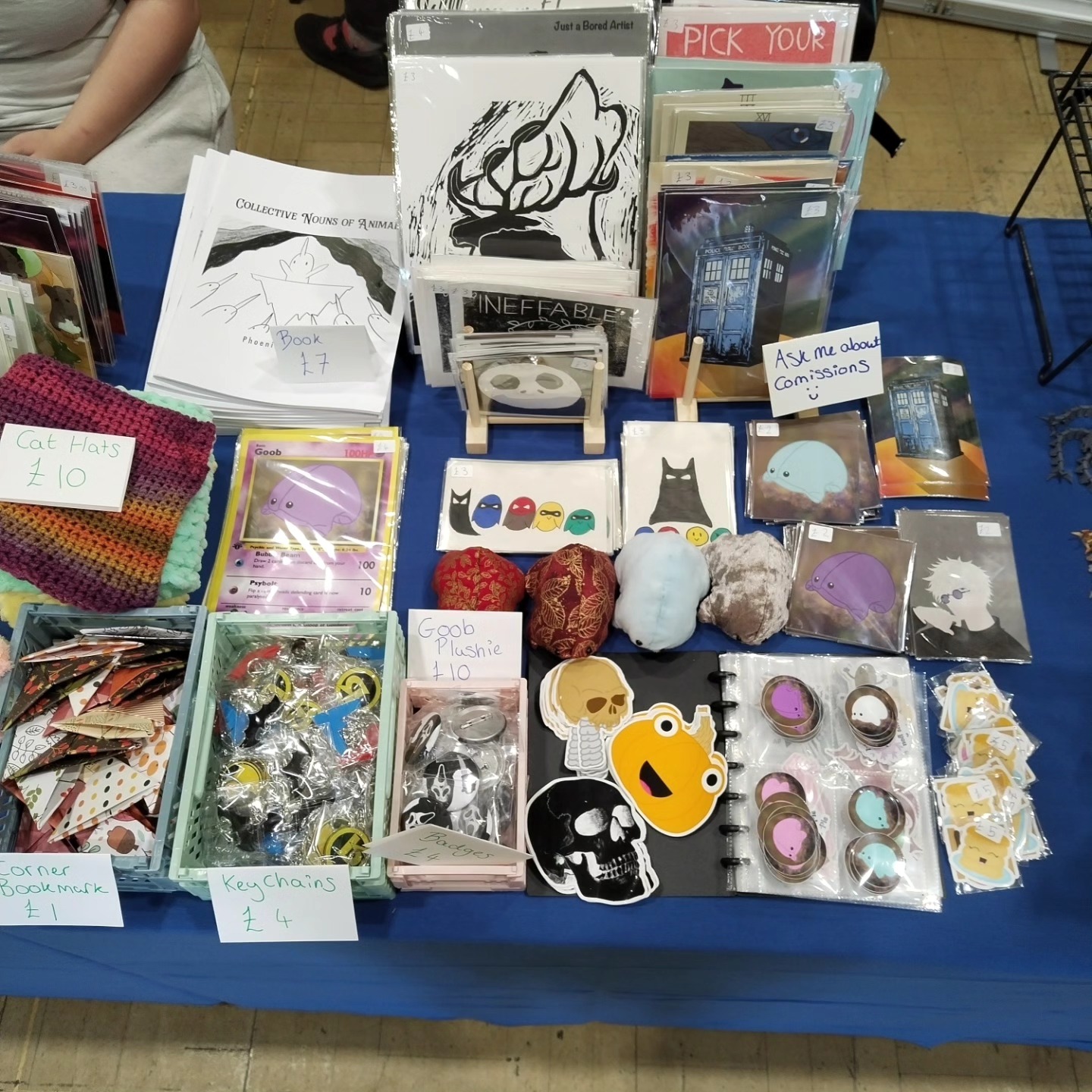 Creed Conventions Torquay Comic Con with @elios_archives
@creedconventions
#comiccon #artstall #plushies #stickers #creedconventions #illustration #illustrationartist #art #artist #artistsoninstagram #artwork #artofinstagram