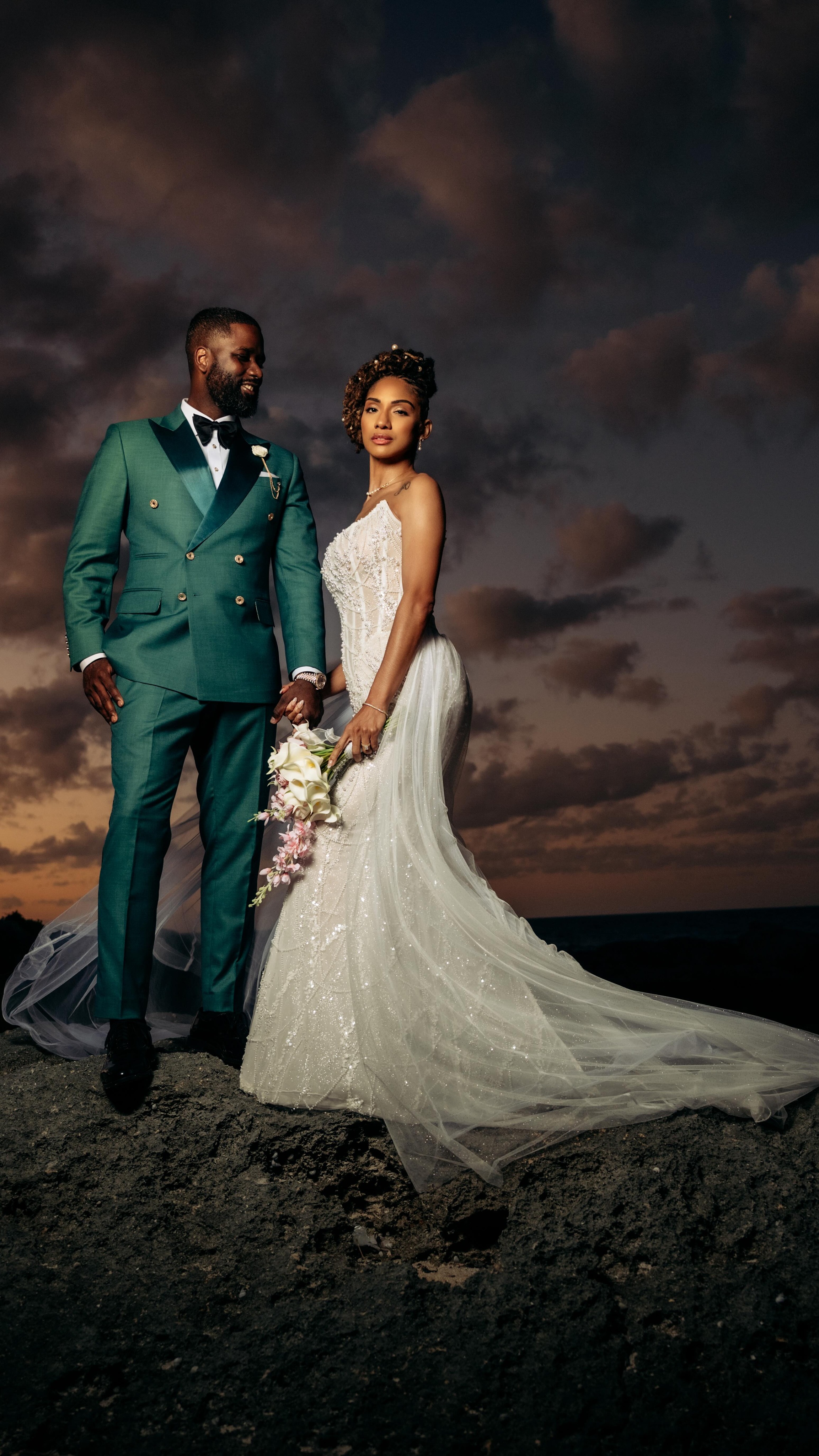 Love sweet, but tonight… it loud.
Real vibes, real energy, real connection the kind yuh can’t script.
From “I do” to straight “shellings” 💃🏾🕺🏾
This one nuh normal. 🇯🇲🔥
#DancehallWedding #JamaicanWedding #IslandLove #WeddingVibes #CinematicWedding JPProductions CaribbeanWedding RealLoveRealVibes