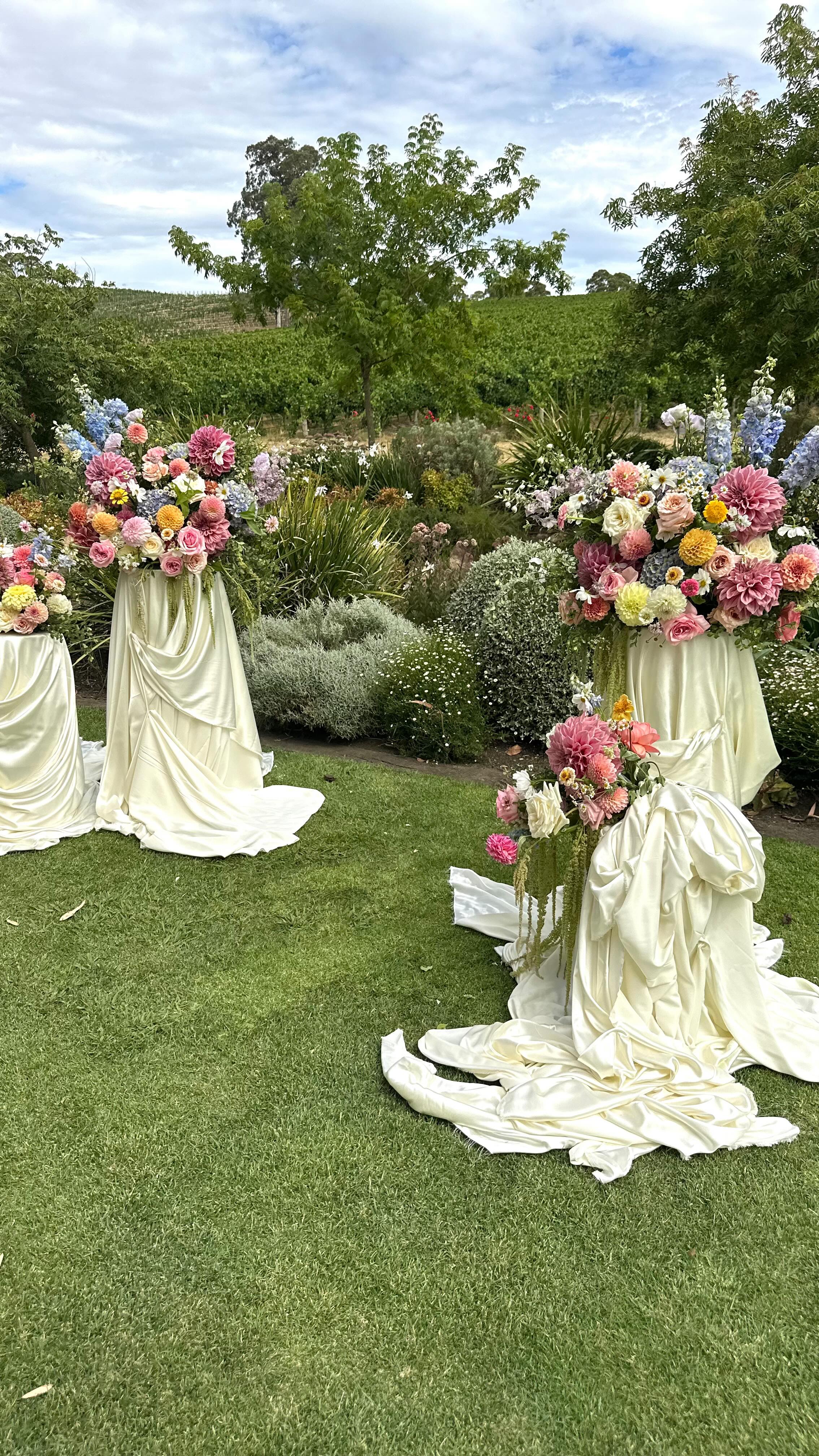 I said “I’m starting to look old.” My friend looked me dead in the eyes and said “I’ve got time tomorrow.” ❤️