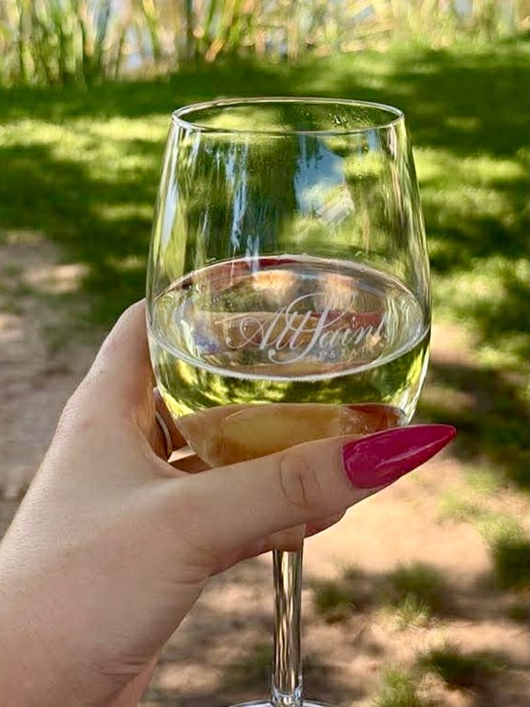 Easter is just around the corner and the weather is fine and dandy!!
It’s time to let the wine overflow your glass, half full or glass half empty moments, either way as long as there is wine in it, the it doesn’t really matter!
Remember the good Lord turned water into wine and I’m praying he’s going to turn water into fuel too😂 yes we have a full tank and ready to tour.
Give us a call 🚌