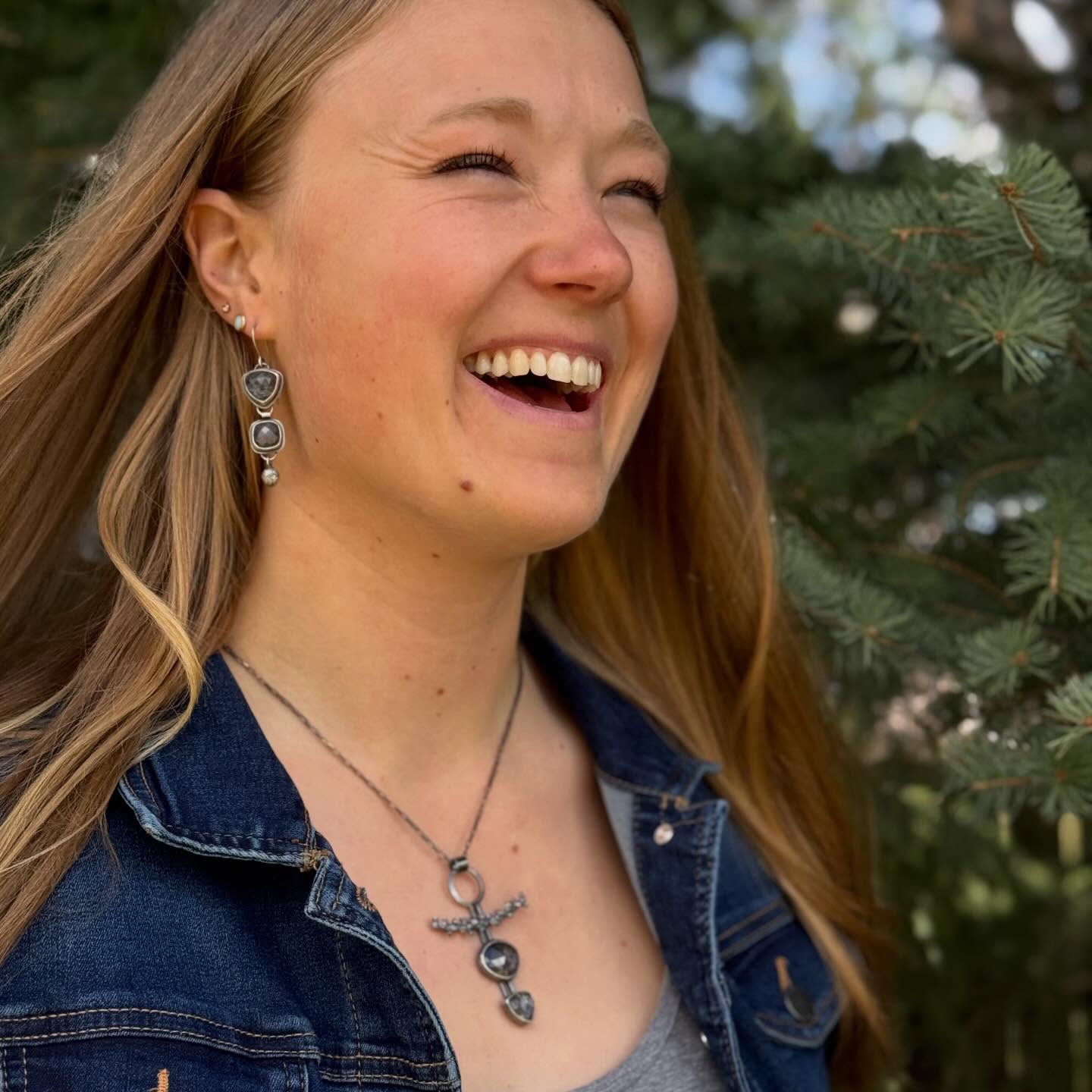 Had a fun long weekend in Montana and @laurel_ottey was the perfect model for my new collection. These are grey sapphires and dendritic agates with cast anemone blossoms. Available in the next collection.