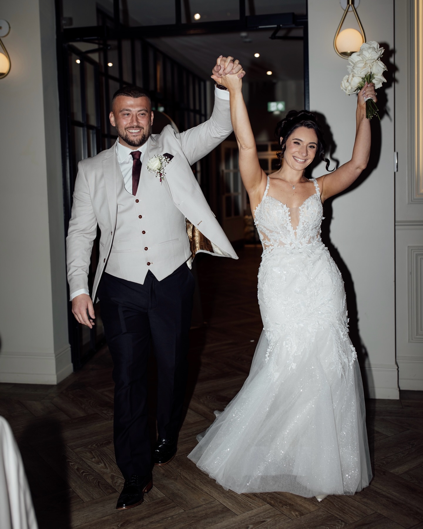Some of the best moments of your day happen after the sun goes down and the cigars come out 🕺🏼💃
Inquire now to check availability for 2026/27/28 💌 Limited availability
Venue: @hotelwoodlands
Cake: @cakerbells
Content: @captured_bykaty
DJ: @eventsdjyorkshire
Dress: @joanabridalboutique
Hair: @hairbyjodiepayne
MUA: @themakeupworks_ @lauradickeymua
Music: @abialtonmusician @tohellorveronaband @jimdammusic
Photo Booth: @selfiestarphotobooths
Stylist/florist: @shindig.event.styling
Second shooter: @lr.captureco
-
www.oliviaamyphotography.com
-
-
#weddingphotography #ukphotographer yorkphotographer