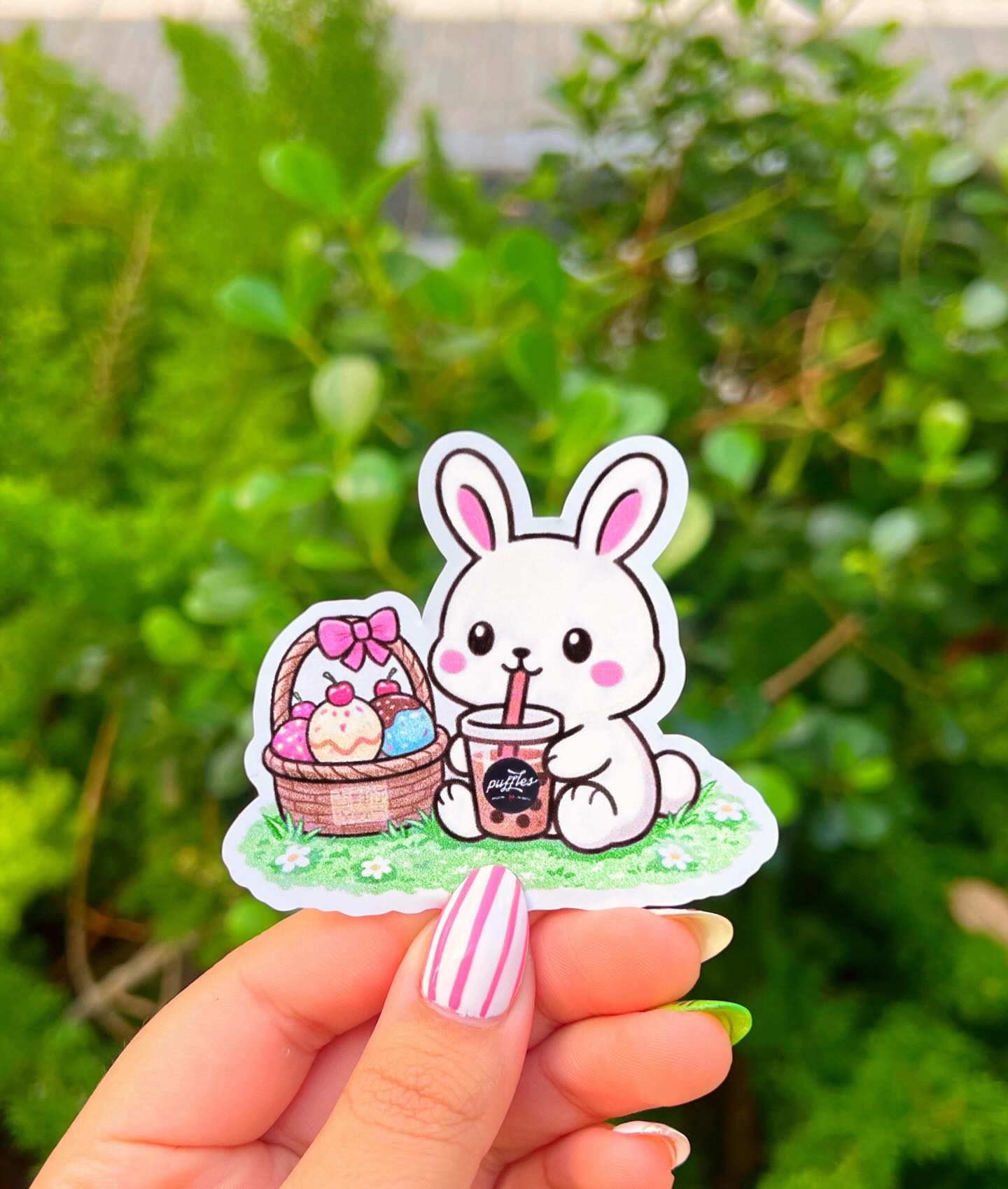 🐰🧋Hoppy Easter!
Our newest sticker is available now and FREE with any purchase 🎀✨
#puffles #easterbunny #stickerdrop #easterdessert