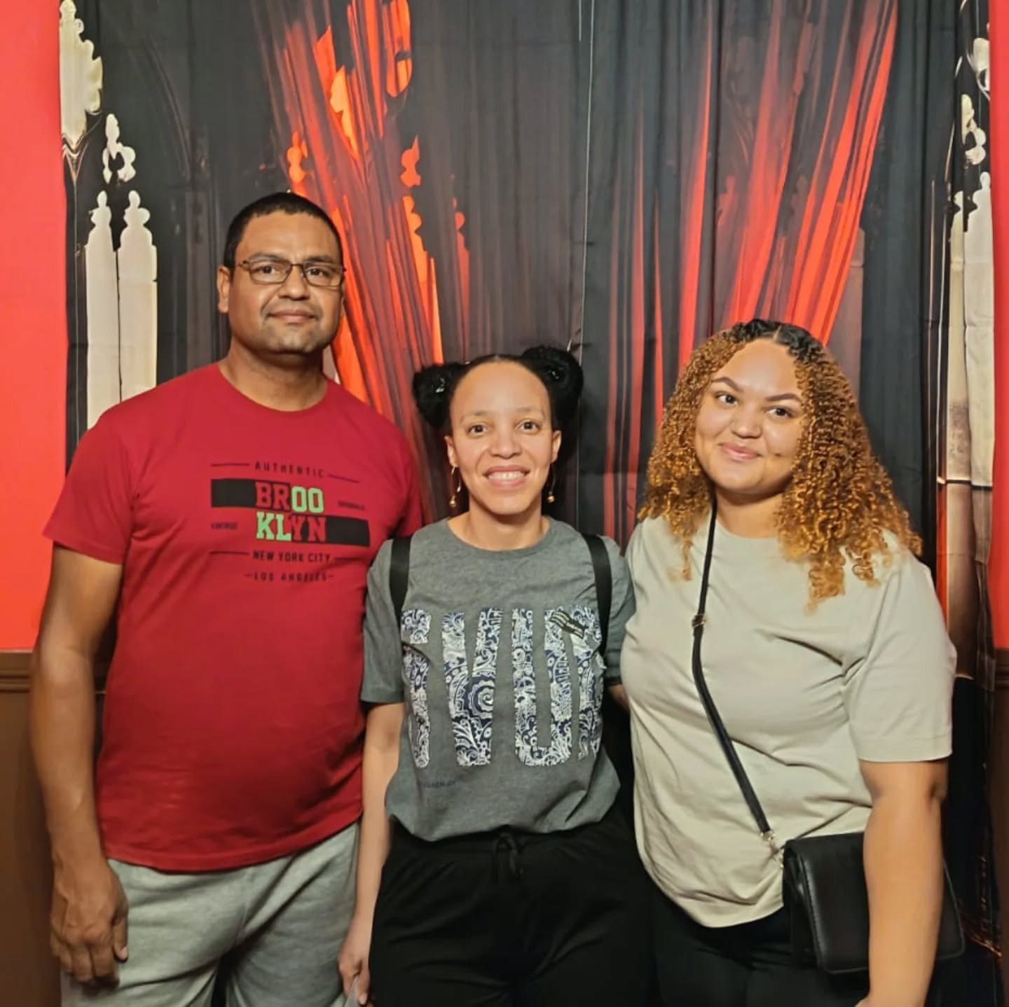What an awesome trio! These first time players took on our Twisted room and did really well... Unfortunately they just didn't get out in time
Killer 1. Team 0
#sherlockedtwisted #funwithfamily #thingstodo #Alberton #puzzlelovers