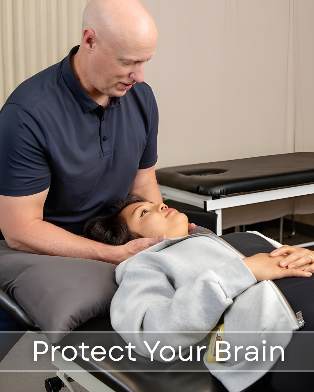 🧠 Concussion Awareness
Concussions aren’t just a sports injury. They can happen from falls, collisions, or everyday accidents. Symptoms like headache, dizziness, brain fog, or sensitivity to light don’t always show up right away, which is why early recognition matters.
Proper recovery isn’t about pushing through. It’s about assessment, active rehab, and a gradual return to school, work, and sport to reduce the risk of long-term issues.
At South Edmonton Physical Therapy & Sport Rehab, we support concussion recovery with individualized care focused on balance, movement, confidence, and safe return-to-activity planning.
📍 Book online or call 780-438-0001