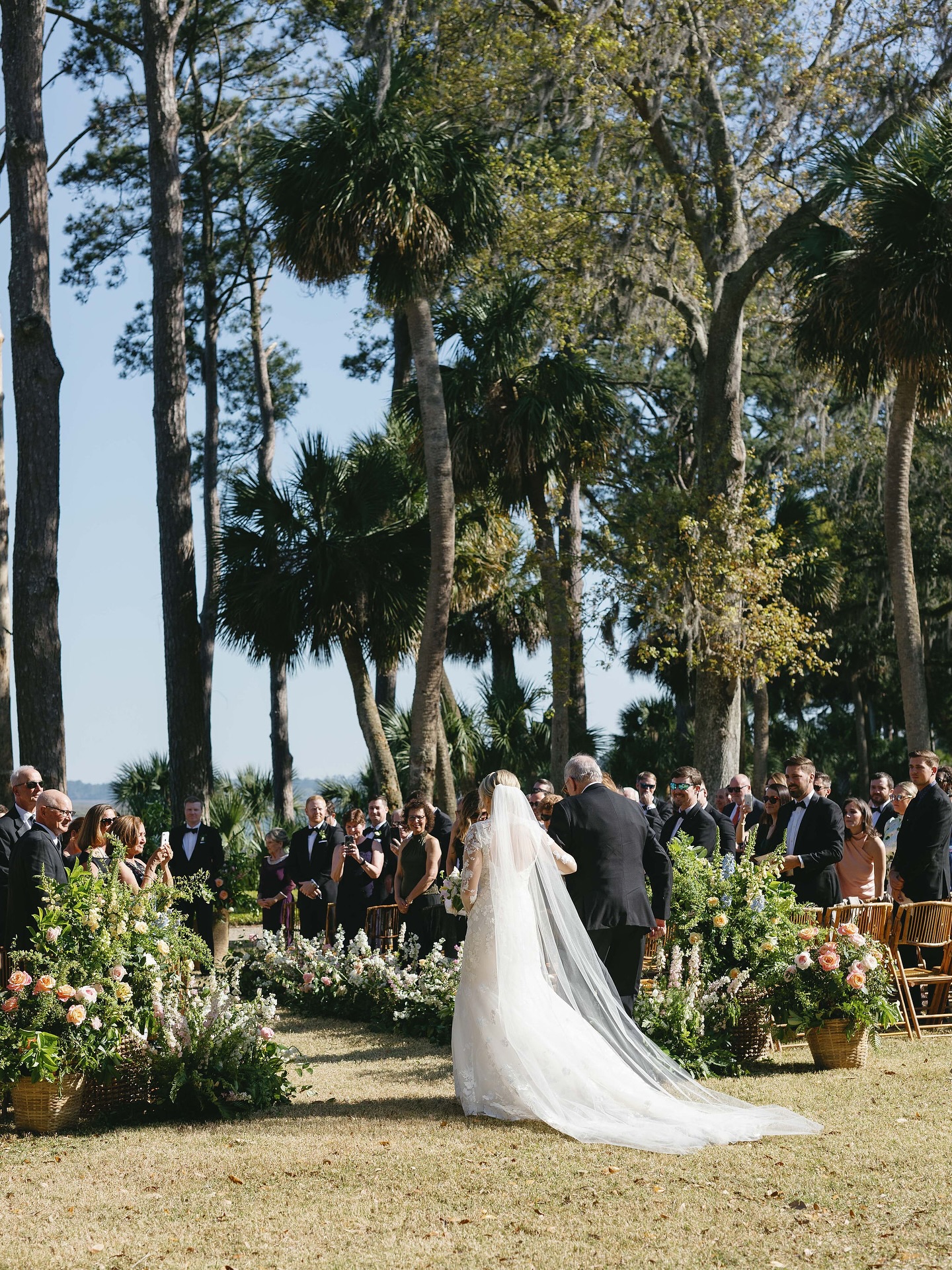 An anniversary is coming up for these two! ❤️❤️
.
📸 @justinleonbrown