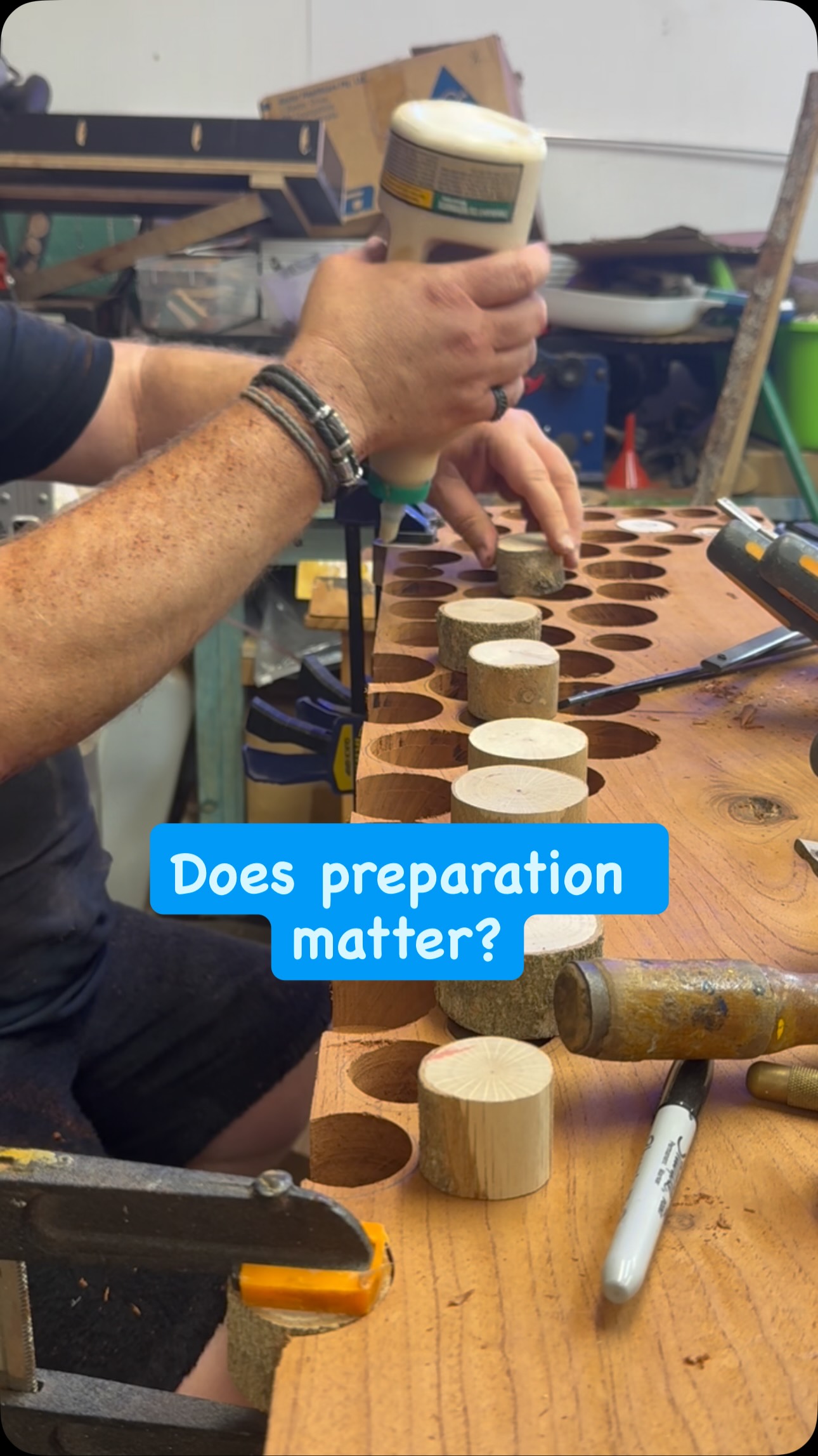 Getting to creating the framework for the coffee table. Trying to attach the pieces. Wanting the top to be a feature and also the side to be as well. I am building the mold, it is so important to make sure that it is totally sealed so there will be no leakage!! (Have learnt this from experience!!!) hopefully can get this in the works in the next day or two. #furnituremaker #woodworking #bespoke #handmade #supportsmallbusiness