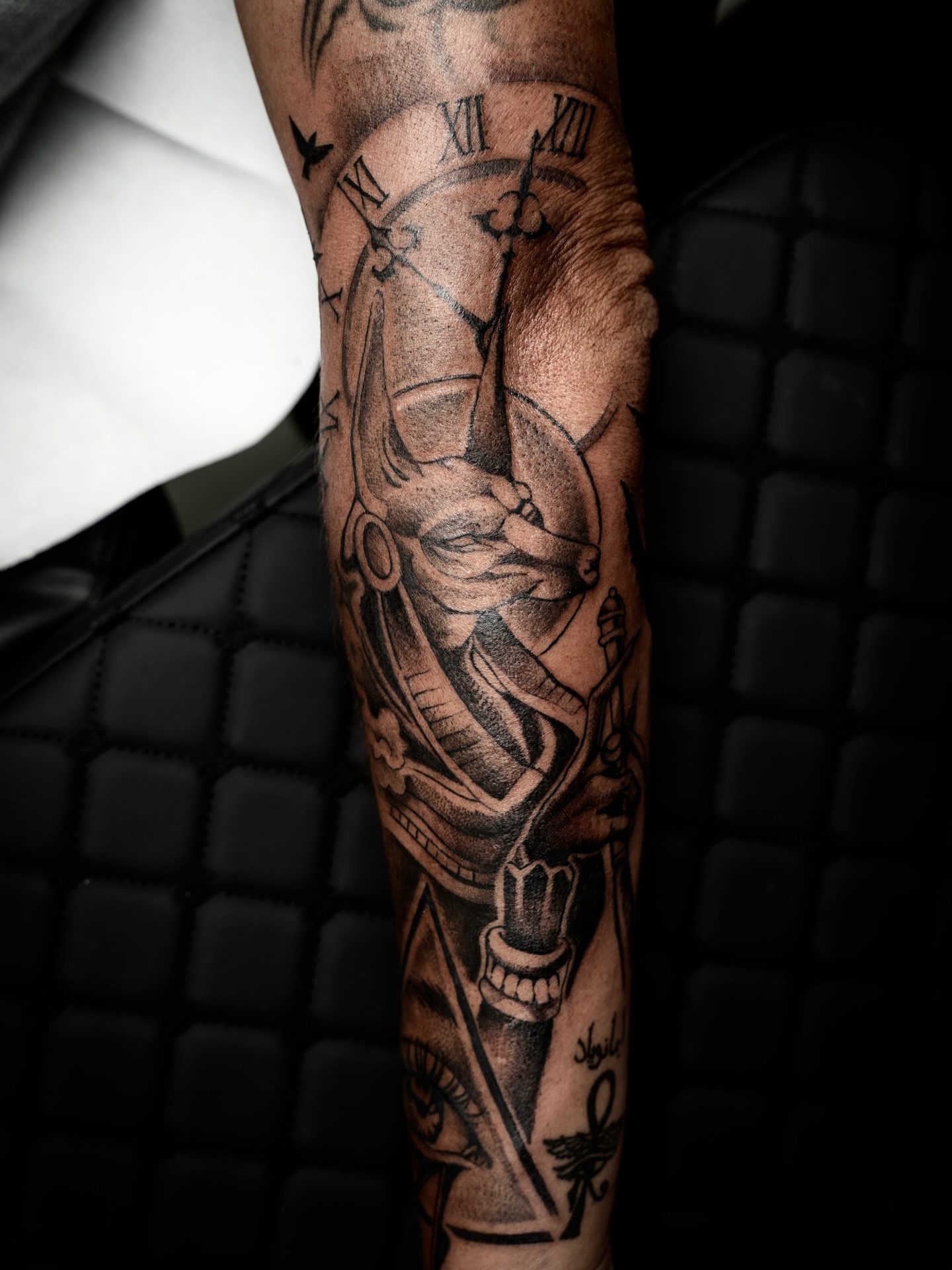 Anubi
‼️PER INFO E PRENOTAZIONI CONTATTATEMI SU QUALSIASI SOCIAL‼️
#anubis #tattoo #armtattoo #blackandgrey #fineline