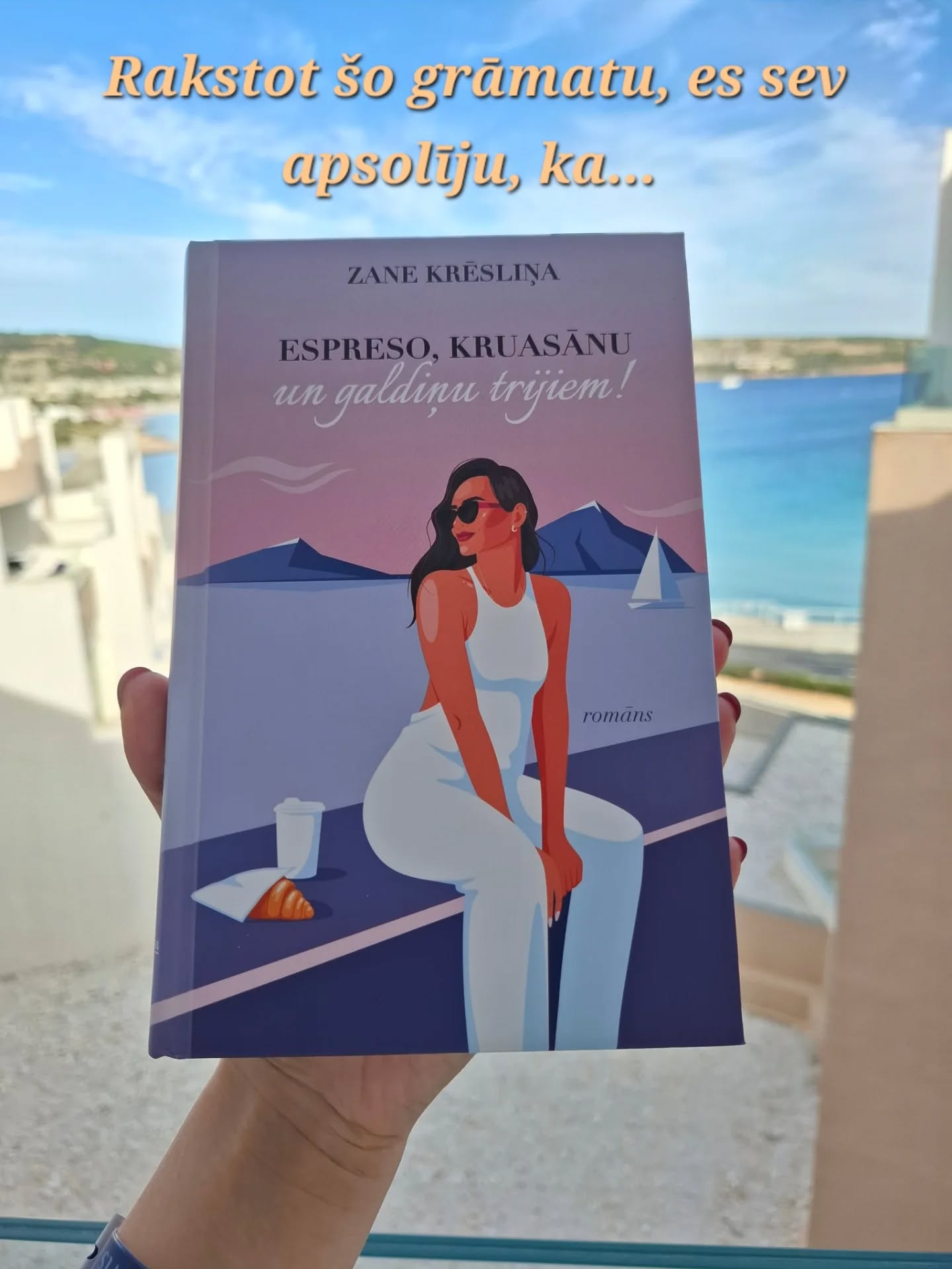 Šī būs mana pēdējā nopietnā grāmata. Teicu es, un nekas no tā man nav izdevies, ja aplūkoju savas nākamās stāstu idejas. Tomēr tas, kas man svarīgi, lai stāstā ir dziļums, taču, lai grūtības nenosmacē. Nevelk uz leju, bet ceļ uz augšu. 🤞🏻
Vīrs šobrīd lasa gaidāmo romānu par Petru un Ulvi (romāna nosaukums vēl noslēpumā.)
Katru reizi, kad viņš apsēžas un lasa, es nevaru izturēt. Viņš nav ātrs lasītājs, viņš lasa pa dažām nodaļām un pēc katras sniedz atgriezenisko saiti.
Stāstu par Petru un Ulvi es veidoju kā neeedaudz vieglāku romānu. Kad biju pabeigusi, sapratu, ka laikam jau man tas izdevies, bet to, lai spriež lasītāji - kaut kad pēc +/- pusgada. 🤭
Kādas grāmatas patīk Tev?
Tās nopietnās vai tomēr vieglākas, jo pietiek nopietnā jau ikdienā?
#piezīmes #latviešuautori #petraunulvis #jaunagrāmata