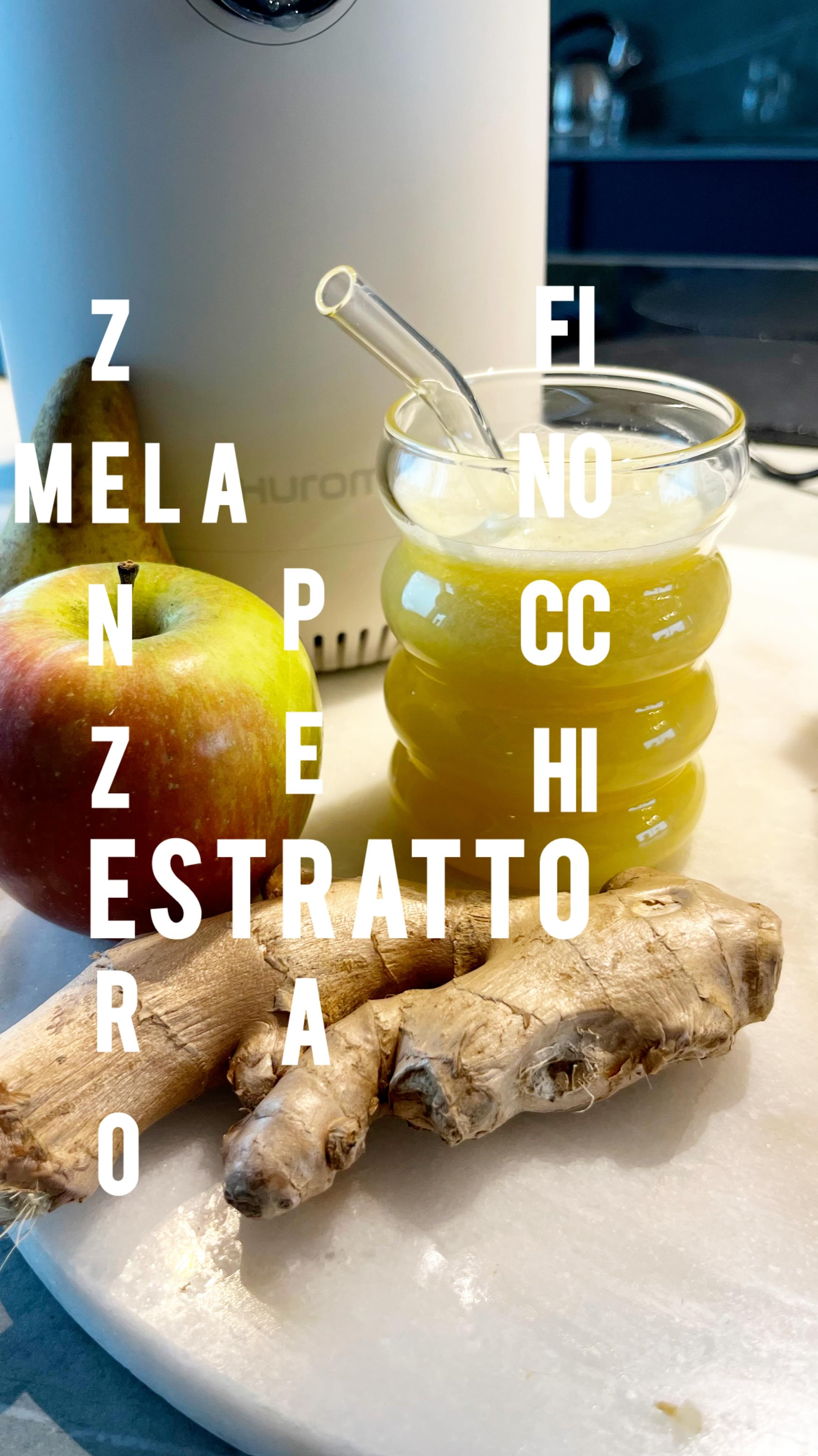 ✨ Questo estratto è buonissimo ed è un alleato per la pancia piatta e la digestione!
🍏 1/2 Mela
🍐 1/2 Pera
🌿 1 Finocchio
✨ 2 cm di Zenzero
Un mix semplice ma potentissimo!
👉 Fresco, leggero e naturalmente dolce, è perfetto al mattino o dopo i pasti.
💚 Proprietà principali:
✔️ Sgonfiante naturale
Il finocchio aiuta a ridurre gonfiore e aria nella pancia
✔️ Digestivo
Lo zenzero stimola la digestione e contrasta la pesantezza
✔️ Depurativo
Mela e pera favoriscono l’eliminazione delle tossine
✔️ Ricco di vitamine
Perfetto per sostenere il sistema immunitario
✔️ Idratante e leggero
Ideale anche nei cambi di stagione
👉 Come prepararlo:
Inserisci tutti gli ingredienti nell’estrattore e gusta subito per mantenere tutte le proprietà!
Salva questo post per provarlo e dimmi nei commenti se ami gli estratti 💬
✍️ Scrivimi o vai nelle storie (per le prossime 24h) per avere il LINK allo shop e il CODICE SCONTO per il tuo nuovo meraviglioso estrattore @huromeuropeofficial , credimi che ne vale la pena!
#estrattiverdi #benesserenaturale #succhinaturali #valigiainfarinata #passiοnforcakes