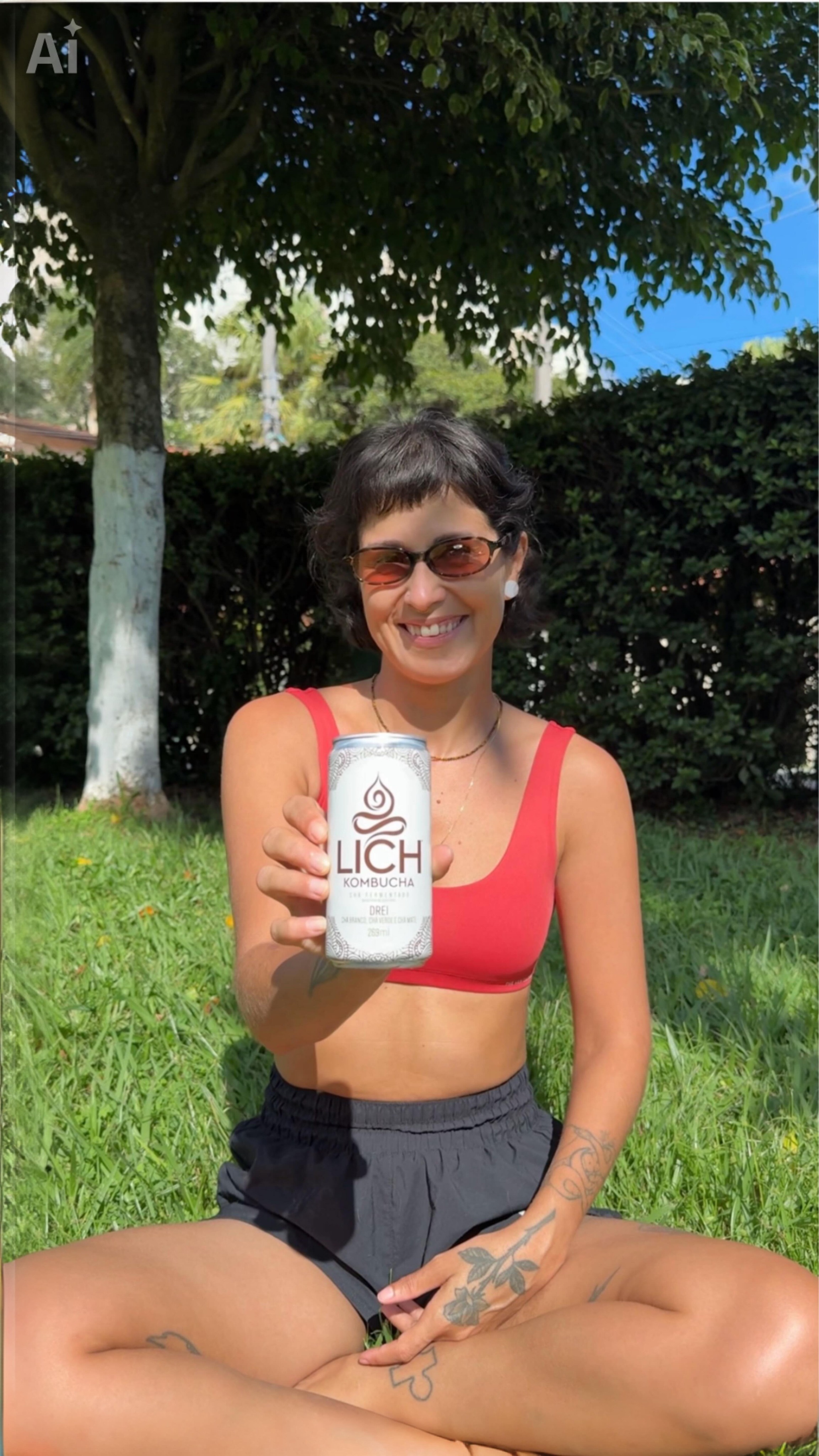 ✨ Pequenas escolhas transformam completamente o dia.
Entre um momento e outro, a @lichkombucha me acompanha trazendo frescor pro corpo e leveza pras ideias.
Minha favorita é a Drei
(🥈premiada no Beer Cup Brasil)
Sabor intenso, botânico e cheio de personalidade, com um mix delicioso de chá branco, chá verde e chá mate. 🤤
Permita-se pausar e descobrir o seu sabor favorito também 🍃
🏷️ DIRETRALU