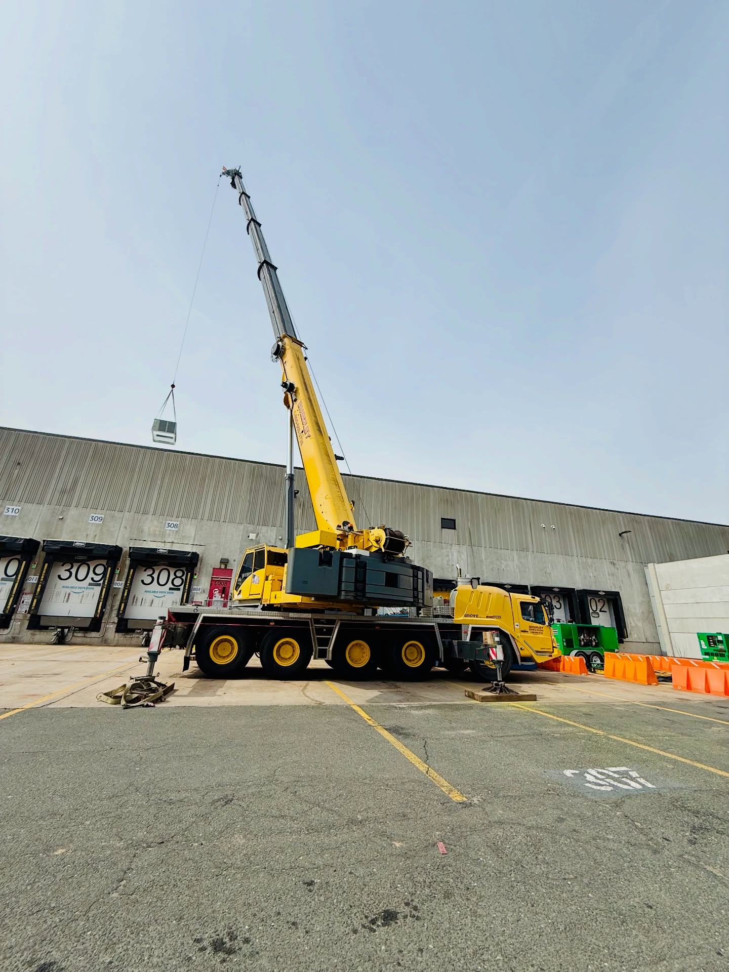 Hoisting 4,000 lb air handling units in Windsor, CT. 💪
Smedley Crane & Rigging was on site using our 135-ton Grove GMK5135 crane to safely and efficiently lift and set air handling units for this commercial project. Precision, planning, and the right equipment make all the difference when it comes to heavy lifting and HVAC installations.
From rooftop units to complex commercial lifts, our team delivers professional crane services, rigging, and heavy lifting solutions across Connecticut.
📞 1-800-669-9738
🌐 www.smedleycrane.com
#CraneService #HeavyLifting #RiggingServices #HVACInstallation #smedleycrane