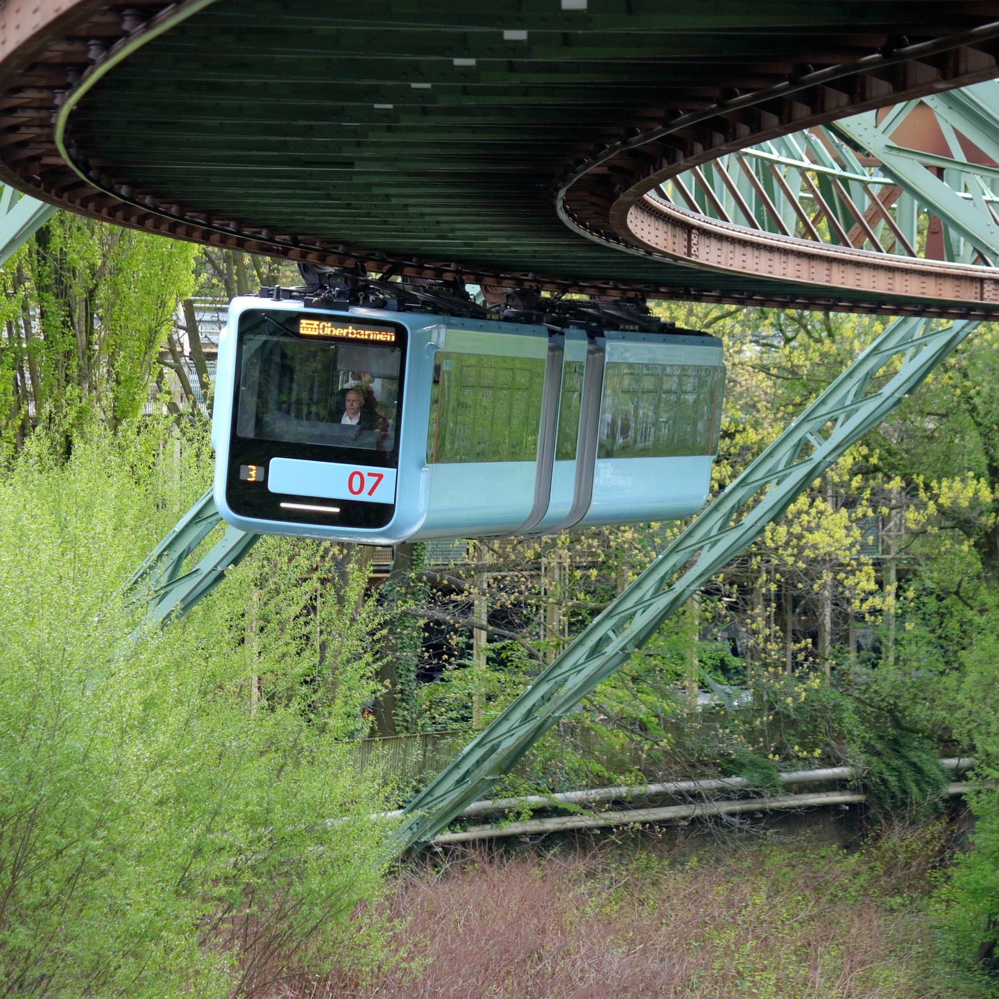 Frühlingsschwebe.
#125jahreschwebebahn #schwebebahn #schwebebahnbilder #schwebebahninwuppertal #wuppertal #meinwuppertal #talverliebt #wuppertalmeinestadt #wuppertal #diebergischendrei #heimatbilder #soschönistWuppertal #fürmehrwuppertalaufinstagram #talfotografie #ilovewuppertal #thisiswuppertal