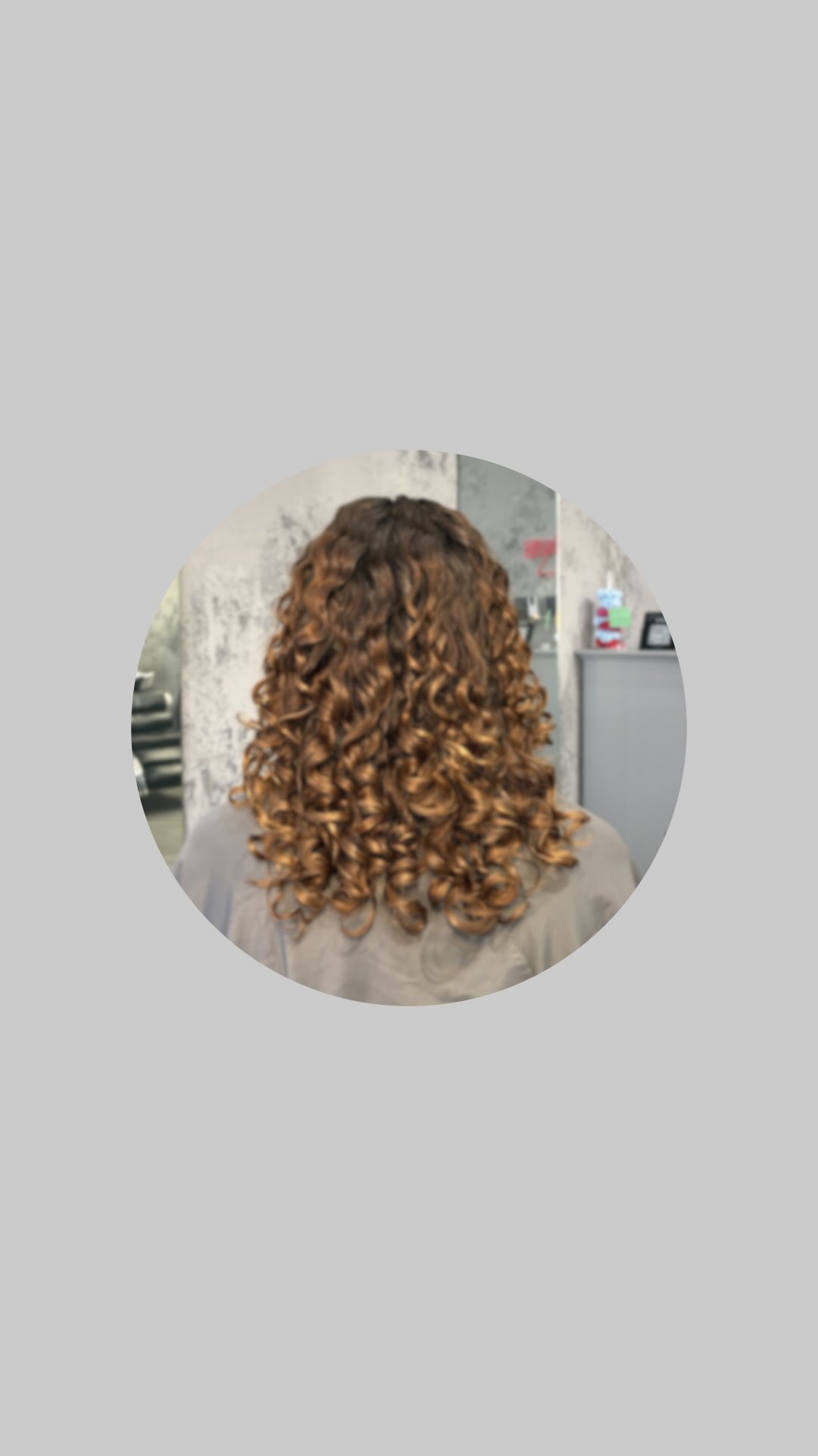 Changing someone’s life = helping someone with their damaged ends and to see their hair in a completely new light 💜
Hair by Shakye x
#curltalk #curlyhairspecialist #london #explore