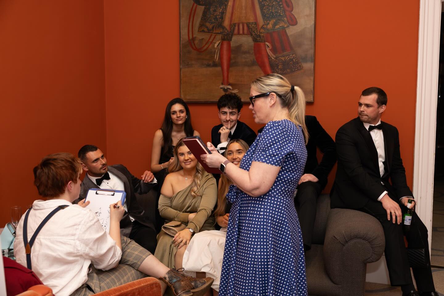 Thank you to @vintagerose.photography for this lovely picture of @shawneevalecaricatures and I entertaining a group at the fabulous @theendogala ππ
Just a really fun evening raising much needed funds and awareness ππ