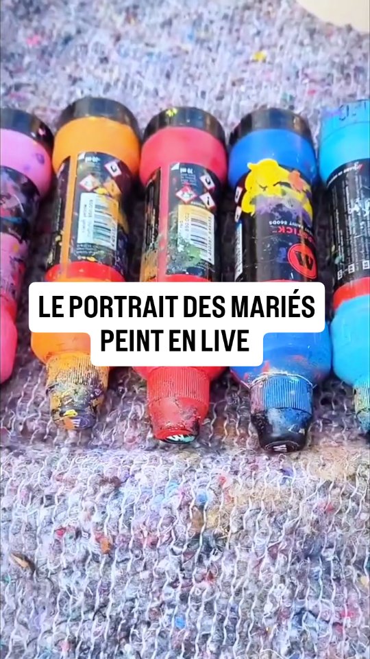 Je réalise le portrait des mariés en live pendant le vin d’honneur.
Un moment artistique qui intrigue, rassemble… et laisse un souvenir unique à vie.
Une animation originale, élégante, loin des classiques, qui marque vraiment les invités.
Vous préparez votre mariage ? Écrivez-moi “MARIAGE” en DM pour les disponibilités.
#weddingpainting
#animationmariage
#mariage2026
#mariage2027
#ideemariage
