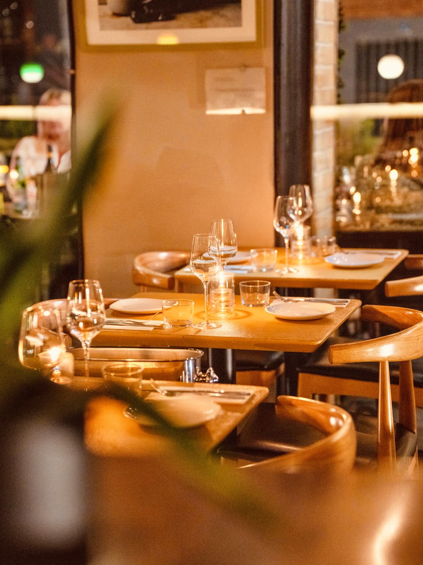 Happy Easter from all of us at Dalla Terra 💛💐
A time to gather, share, and enjoy beautiful moments around the table - with longer evenings ahead.
#DallaTerra #CoventGarden #ItalianWineBar #italianrestaurant #pretheatre posttheatre londoneats LondonFoodies