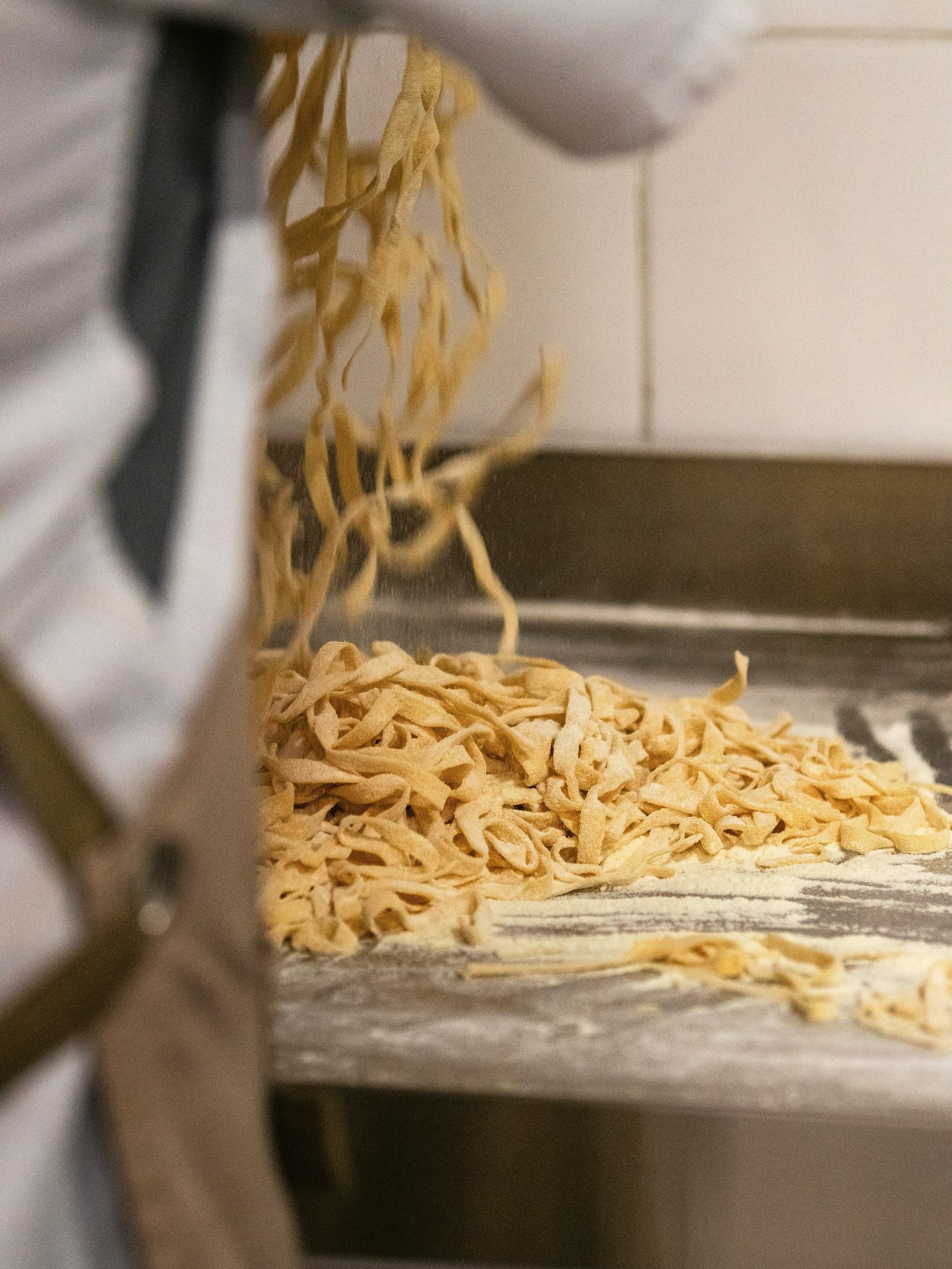 Sesión de fotos para Otto Cocina & Café
Una propuesta donde todo pasa en los detalles: el café, la pasta fresca, el ritmo tranquilo y una mesa bien puesta.
Una pausa en medio de la ciudad, donde la luz natural y la cocina se disfrutan sin apuro.
🍅