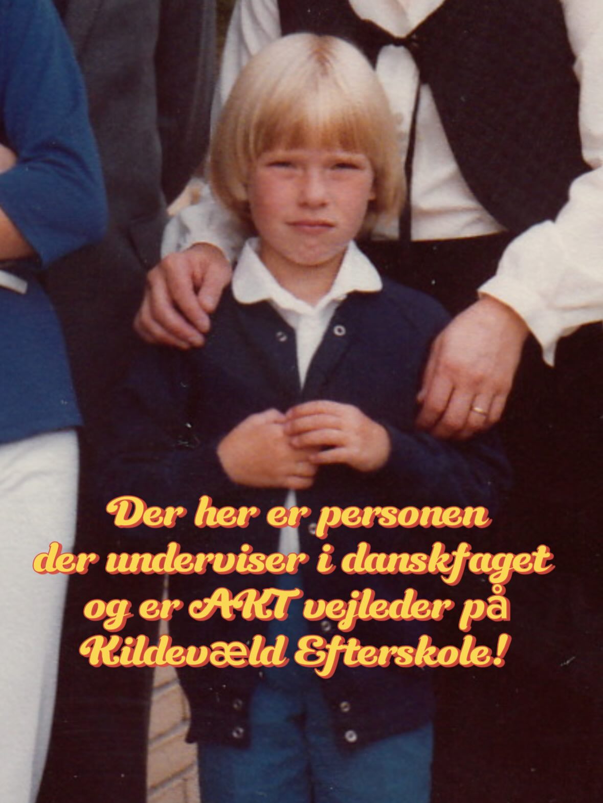 “Vores medarbejdere – før de blev (nogenlunde) voksne” 😂🥳😍 PART 2!!! 💪🏼 Hvor mange af KE’s medarbejdere kan du genkende i deres “mini version?”👶 Måske deres beskrivelser kan hjælpe dig lidt🤪🙌🏼.