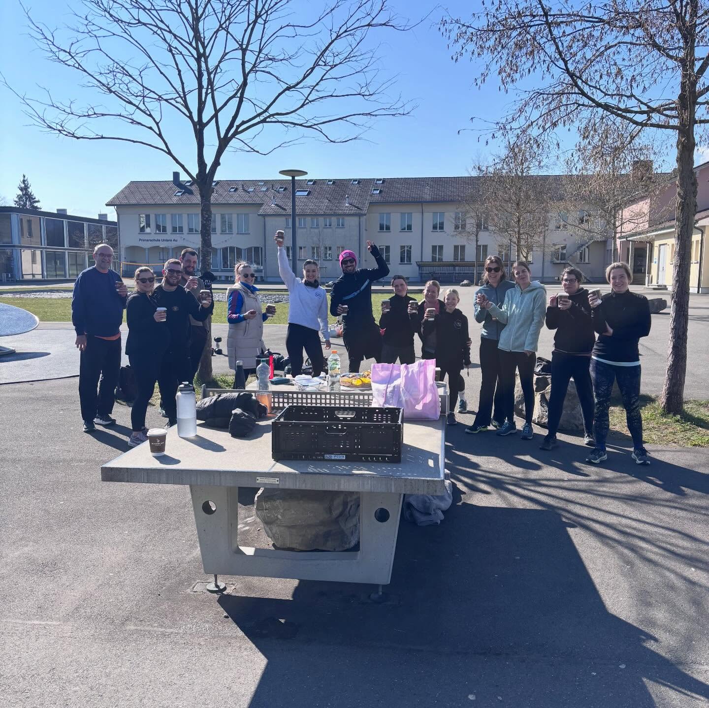 Osterbootcamp Crew! Super gsi mit euch 🐰🌸☀️💐💪🏋️♂️🥚
#bootcampworkout #power #fun #natur #goodtimes