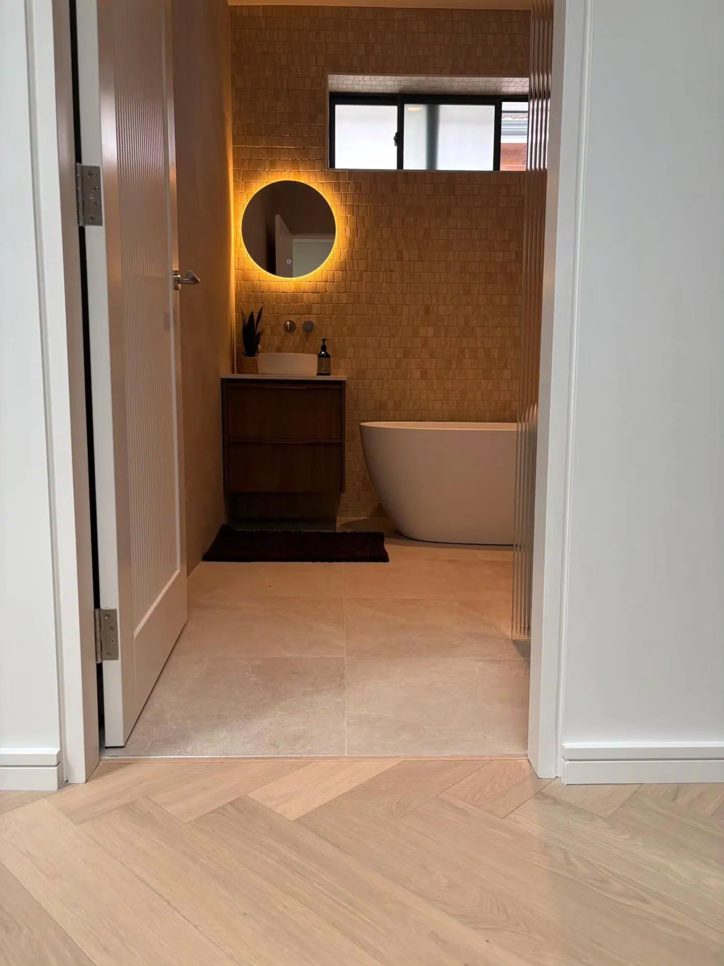 A seamless blend of texture and tone in this Oatley project 🤍
Our AB Grade Herringbone Flooring in Neutral Oak flows beautifully into this warm, contemporary bathroom - creating a soft contrast against the natural stone finishes.
The space is elevated with a feature wall of Organic Travertine Mosaic, adding depth and a timeless, organic feel, while the remaining floors and walls are finished in Magic Beige Porcelain for a clean, cohesive look @babylonprocurement
▫️Herringbone Supplied & installed @imperialflooringaustralia
▫️Colour = Neutral Oak
▫️Tiles by @babylonprocurement
▫️Renovation @clearcut_carpentry
📍 Oatley
www.imperialflooringaustralia.com.au
IMPERIAL FLOORING AUSTRALIA®️
📍SHOWROOM: 1 Kennedy Ave Yallah NSW 2530
▫️Distribution Centres: SYDNEY - WOLLONGONG - MELBOURNE