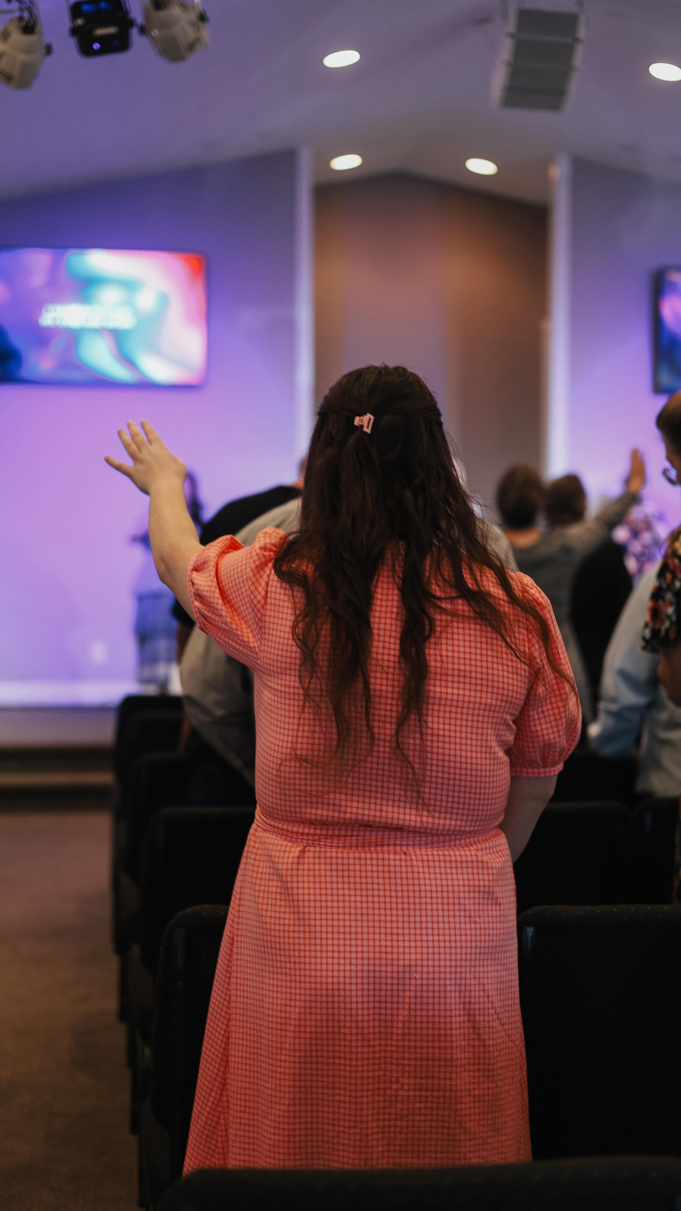 Don’t wait! Make plans to join us this Easter Sunday.
He defeated death for you!
📍 3563 E. Hwy 80
Russell Springs, KY 42642