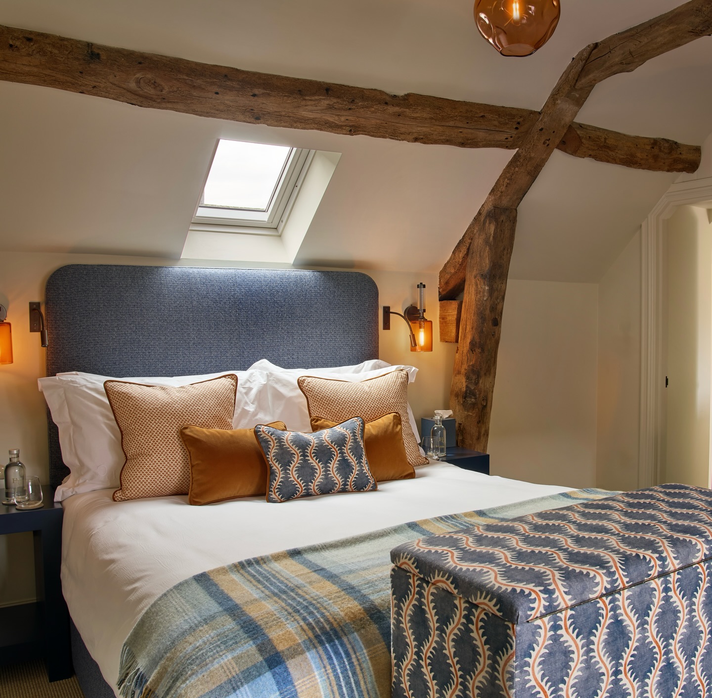 The Luxe King.
A cosy, spacious retreat designed for slower moments, with a king-size bed and a generous bathroom featuring twin sinks, a double shower and freestanding bath.
Book your stay via the link in bio.