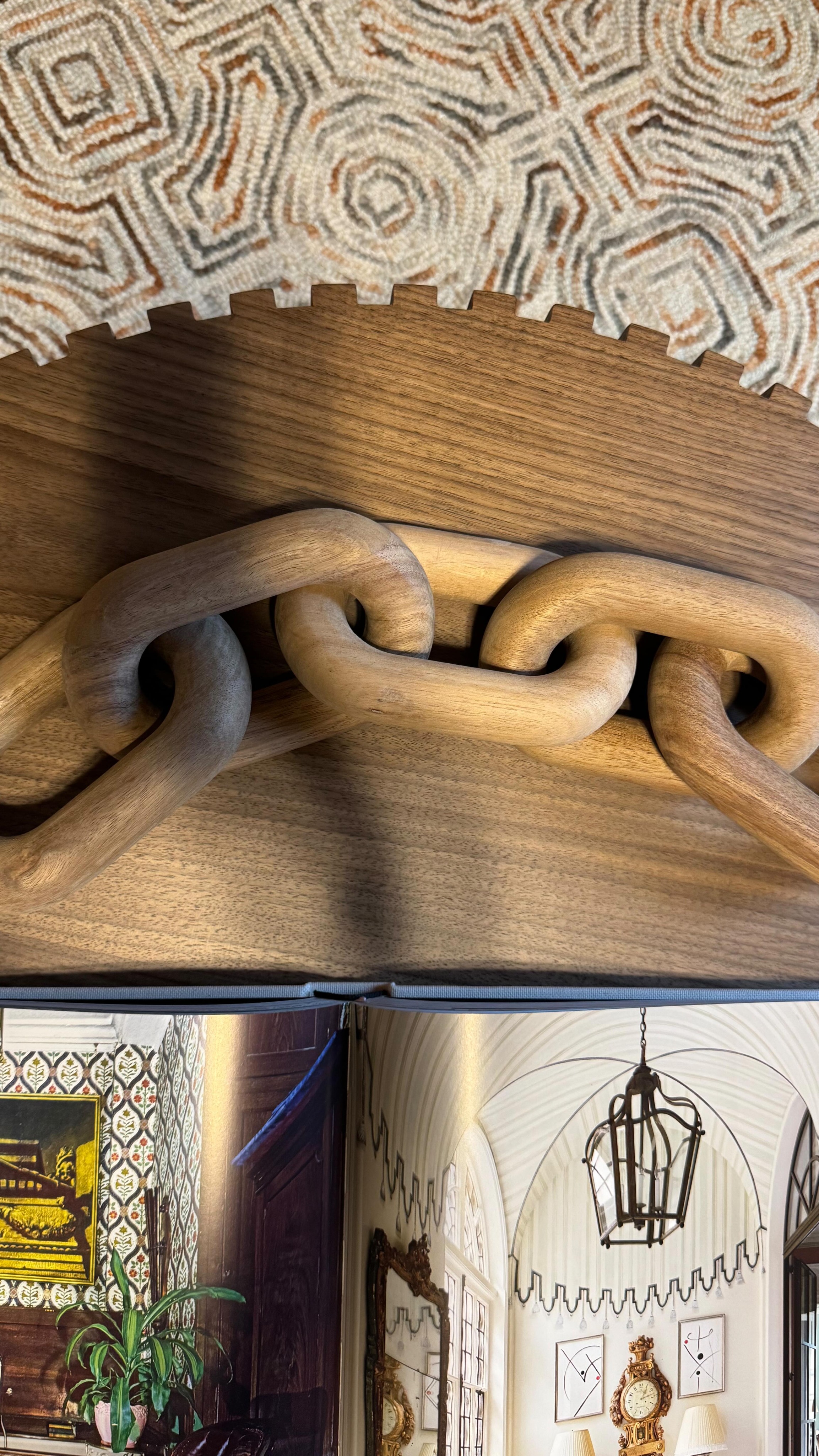 This is what taking it to the next level actually looks like ! 🤎
(Side note: I love that y’all are bullying me for the after shots . I’m just as excited to share 😜)
#BTS #interiordesign #blackinteriordesigner #interiorstyling #brownaesthetic