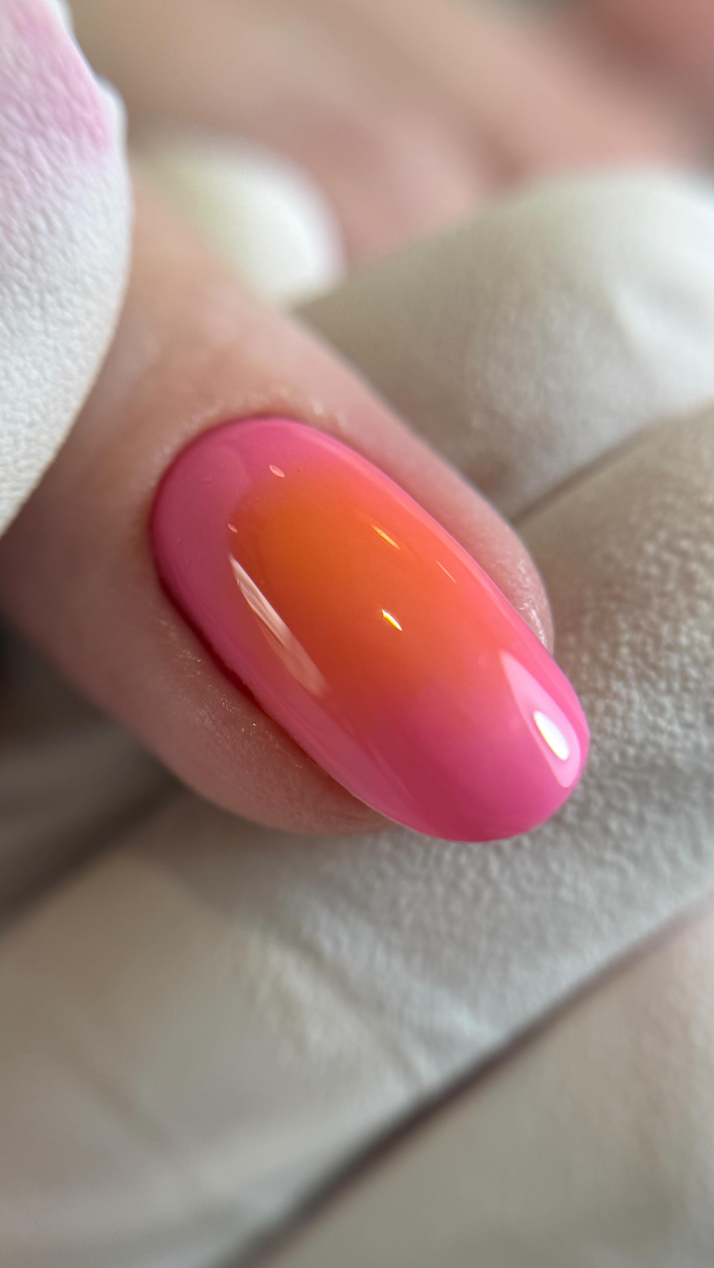 One course isn’t enough.
And it’s not meant to be.
A single course can give you a starting point.
It can introduce you to products, basic techniques, and the structure of a service.
But it can’t give you everything you need to fully understand how to work safely, confidently, and consistently.
This industry requires ongoing learning.
Because there is more to understand than just application.
There’s:
-Prep
-Structure
-Product chemistry
-Curing
-Exposure risks
-Safe working practices
And those things take time to develop.
Doing one course doesn’t mean you’re finished learning.
It means you’ve started.
The nail techs who improve the most are the ones who continue to invest in their education, refine their technique, and stay open to learning.
Growth in this industry is ongoing.
Not one-time.