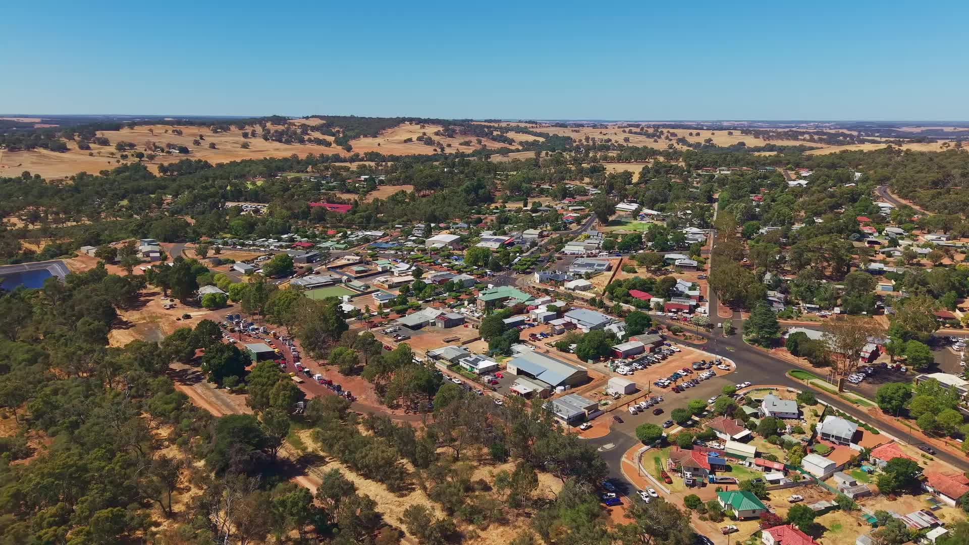 The 2026 Boyup Brook Country Music Muster brought the town to life with incredible music, unforgettable moments and true country spirit.
From packed crowds and dancing boots to world-class artists and community connection – this is what “Kickin’ it Country” is all about.
🎥 Take a look at the highlights and relive the magic!
Thanks for the video Luke! @greatmindsmediaau
#BoyupBrookMuster #KickinItCountry #CountryMusicWA #LiveMusic #RegionalWA