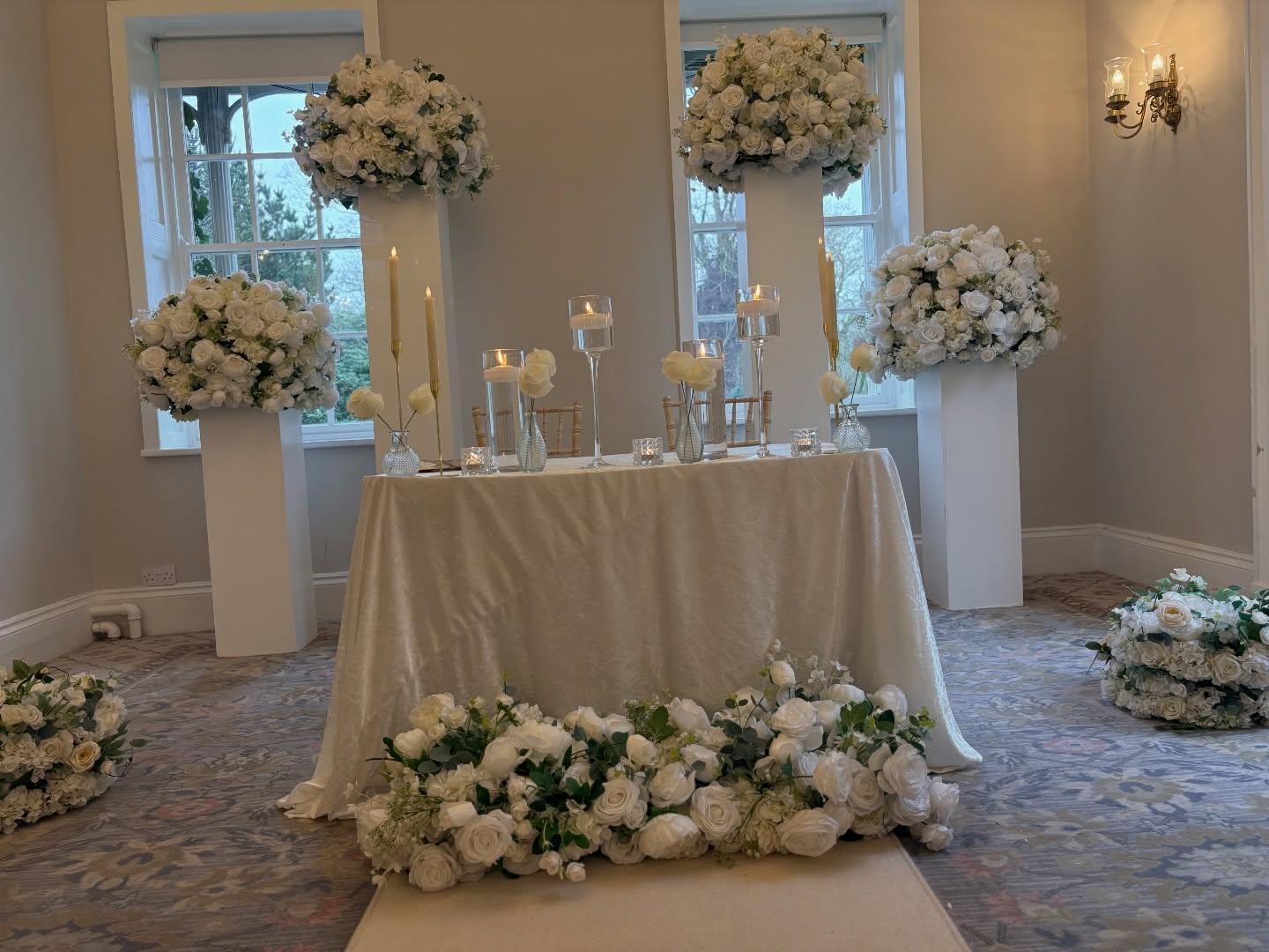 Setting the scene 🫶🏼 Creating new ideas is our thing! 🤍
#venuestyling #wedding2026 #wedding #bridetobride #bridetobeuk